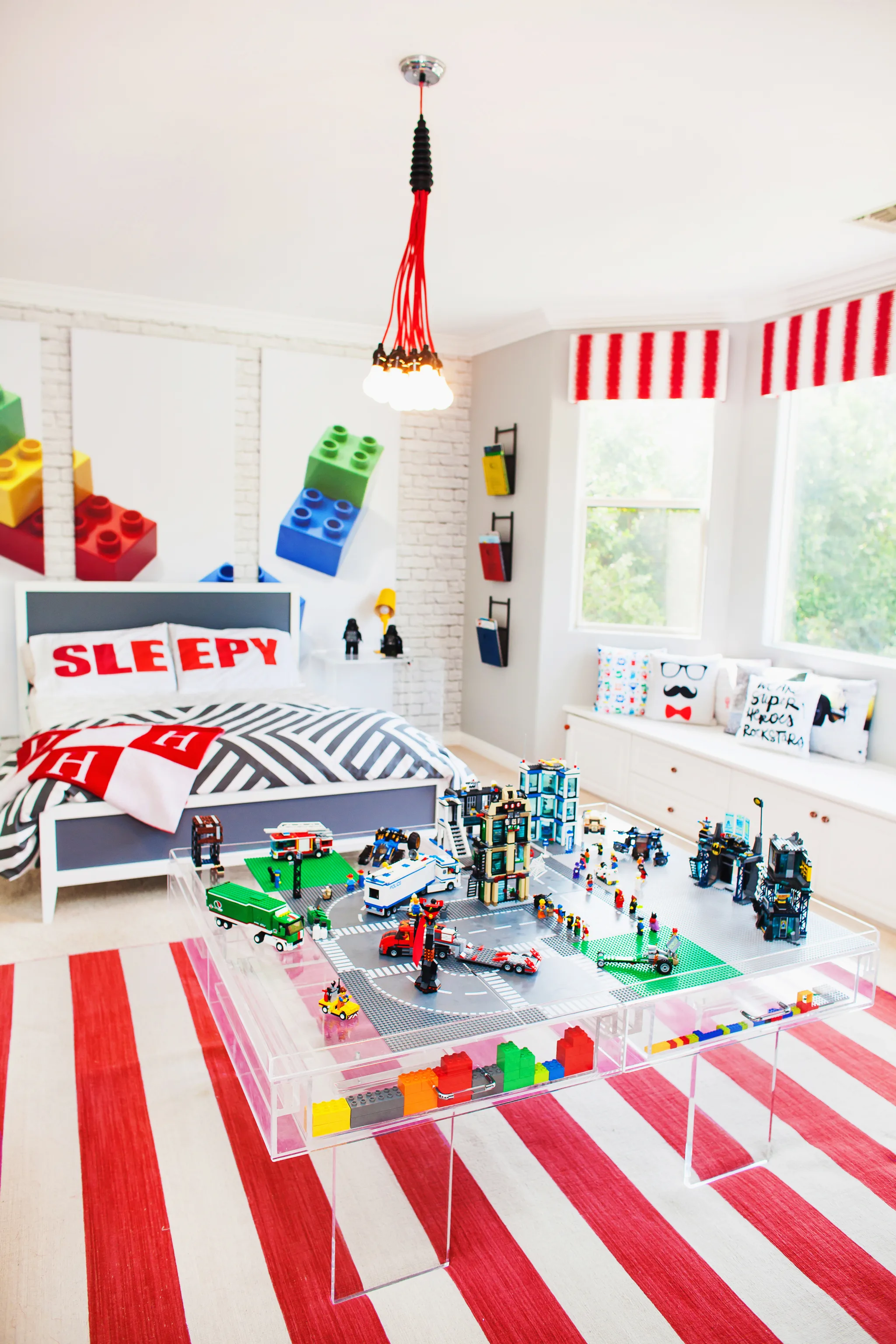 Kendra Wilkinson's Son's Lego Room