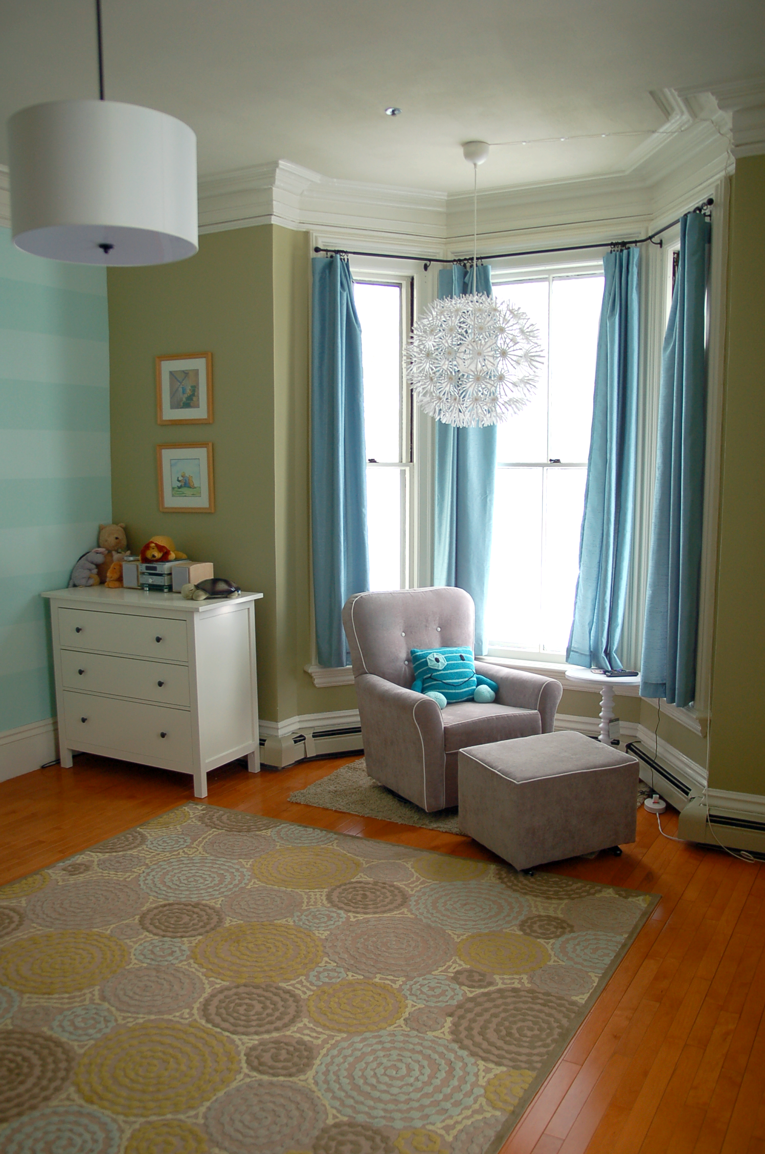 Cheerful Nursing Nook