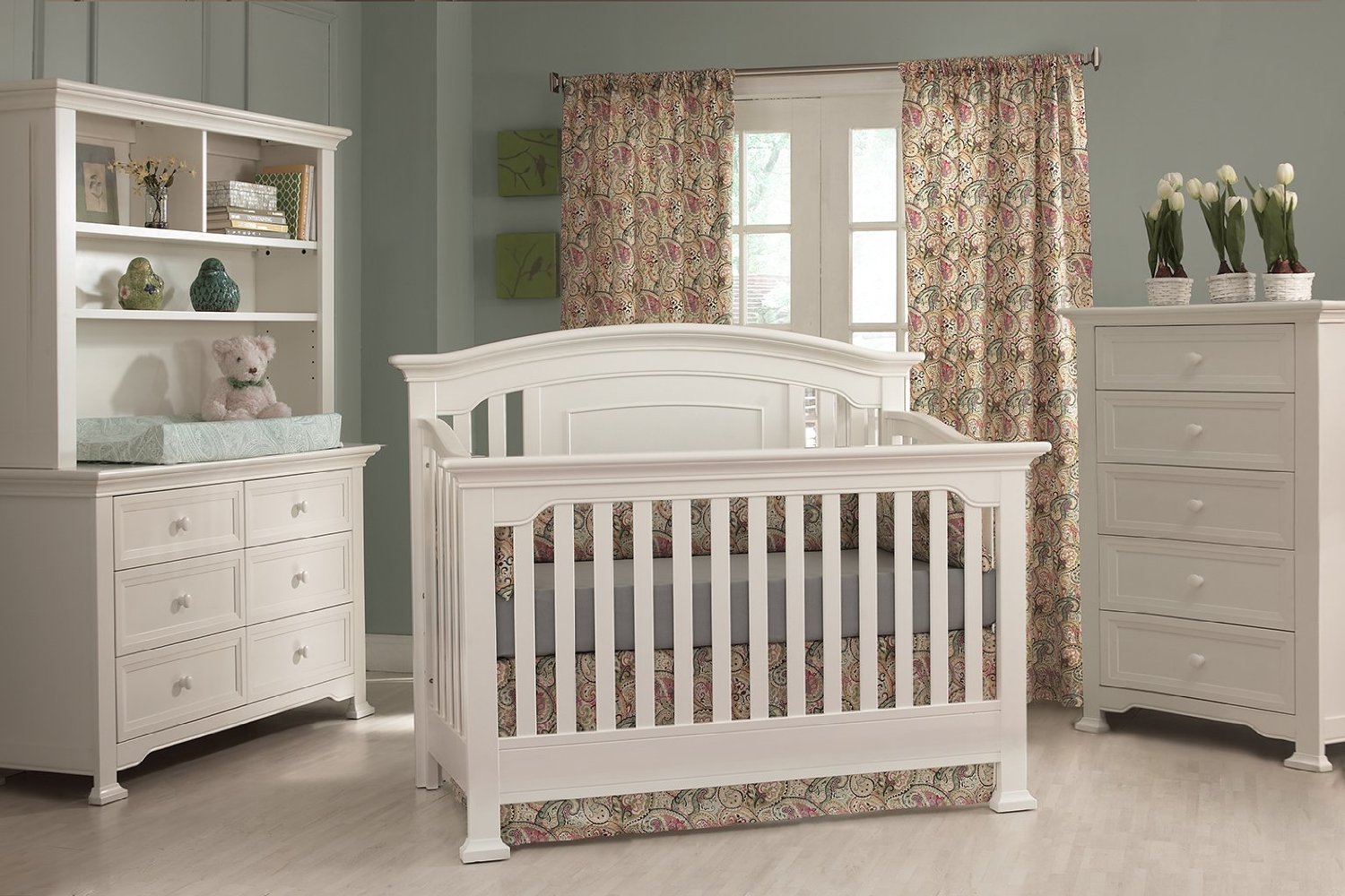 Medford Crib in White from Munire Baby Furniture