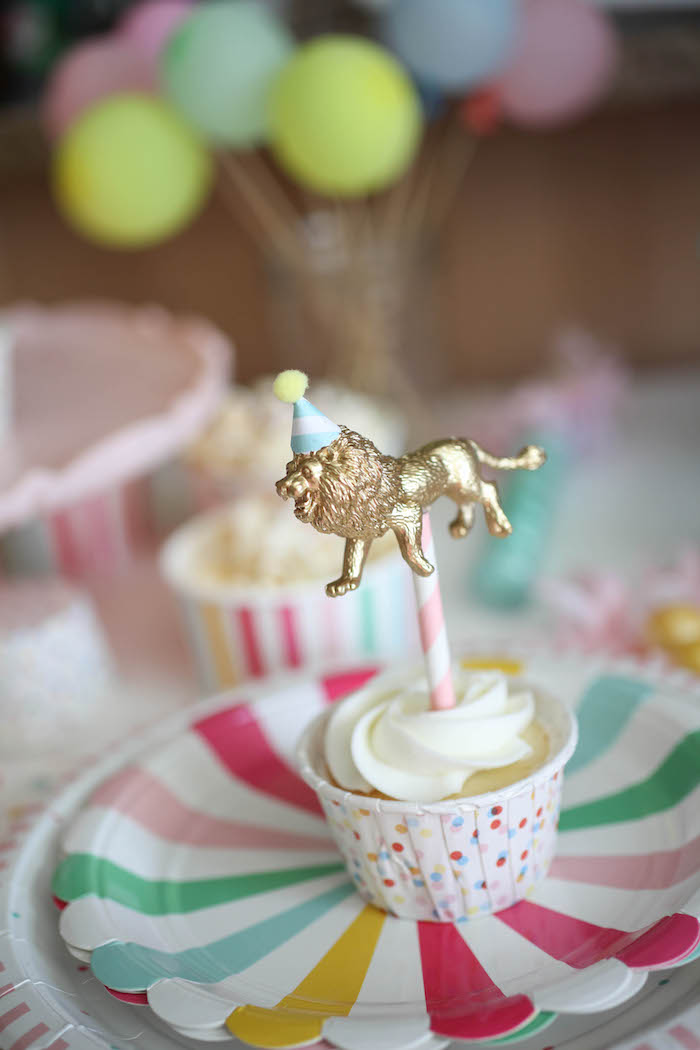 Gold Animal Cupcake Toppers