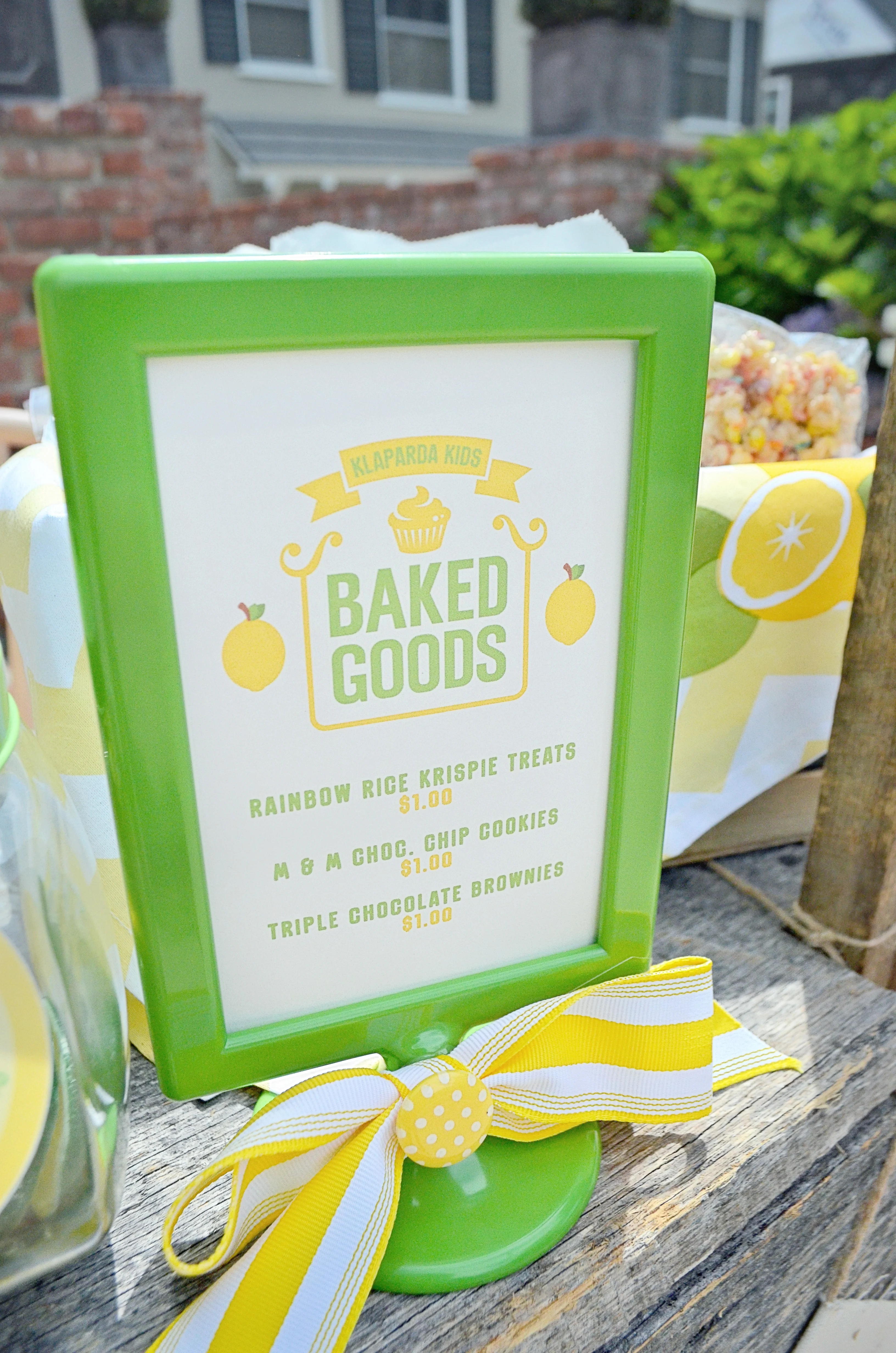 Baked Goods Stand - Project Nursery