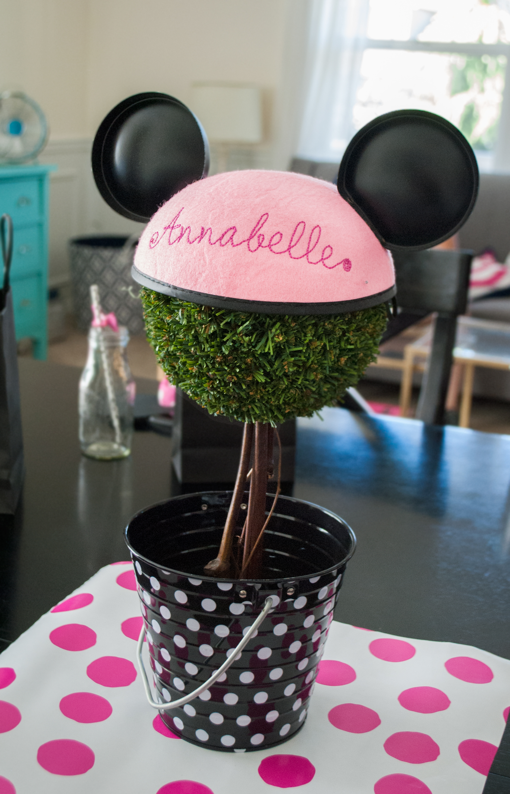 Minnie Mouse Ears Centerpiece