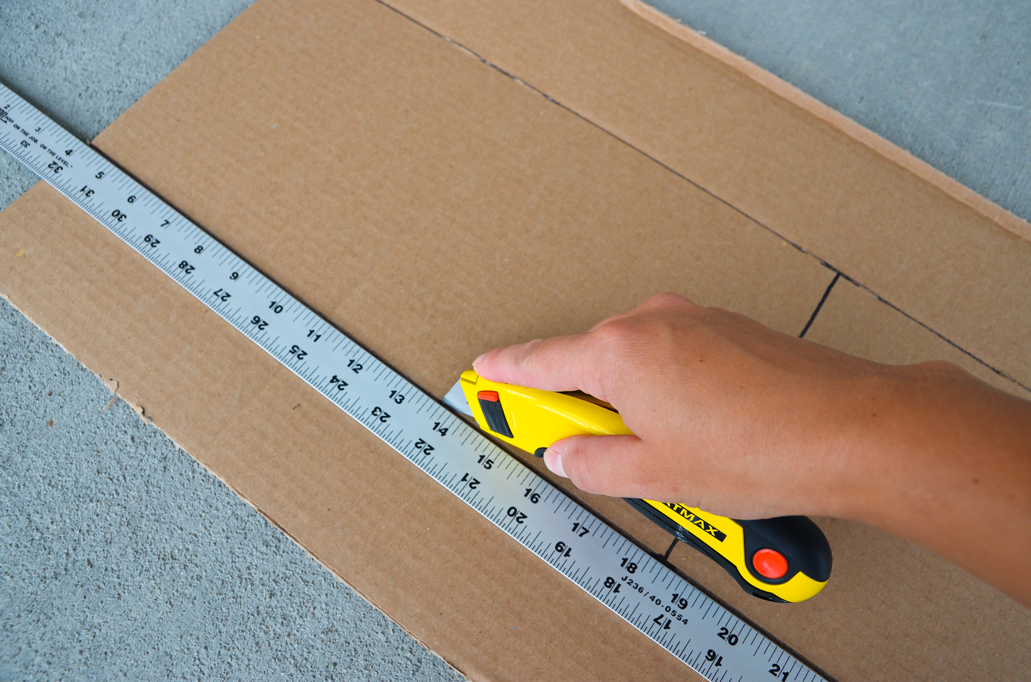 DIY Cardboard Box Playhouse Instructions