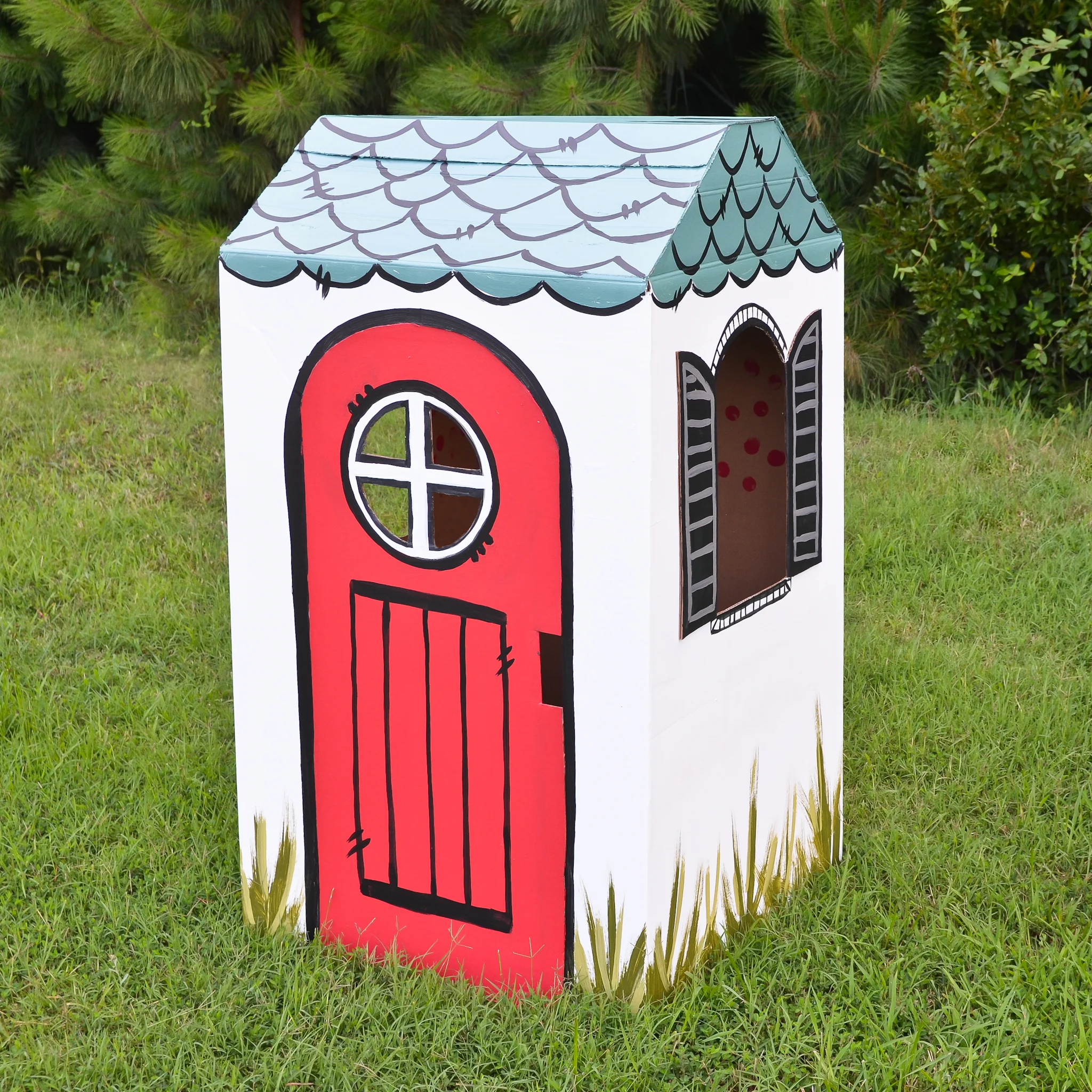 DIY Cardboard Box Playhouse