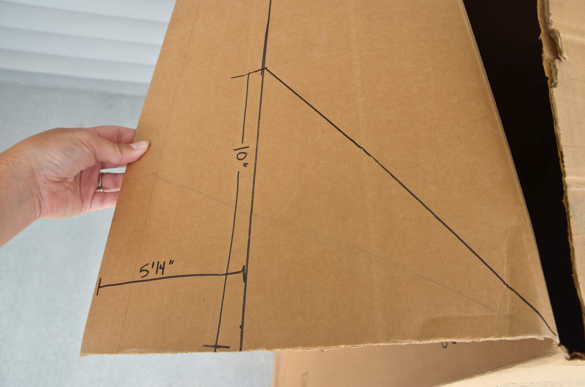 DIY Cardboard Box Playhouse Instructions