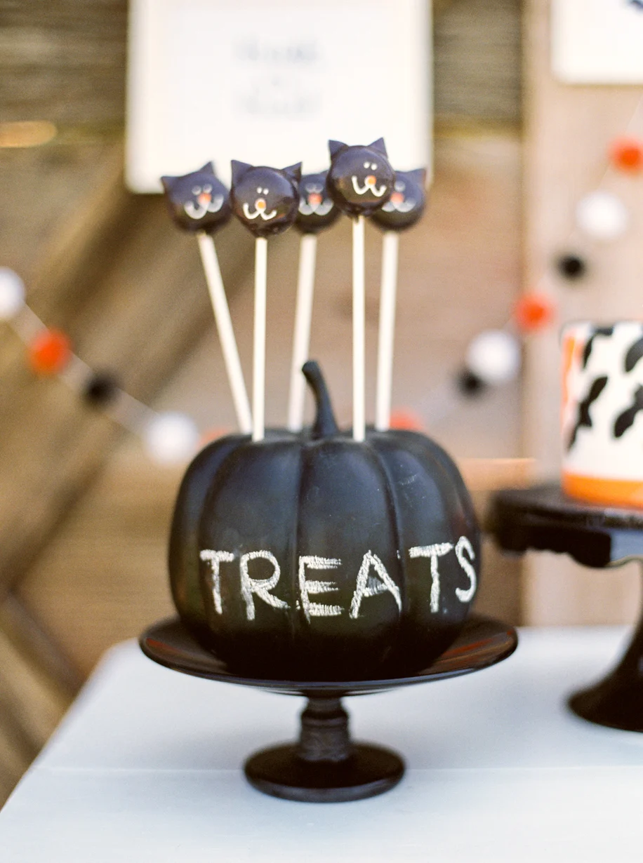 Kids Halloween Party Cake Pops