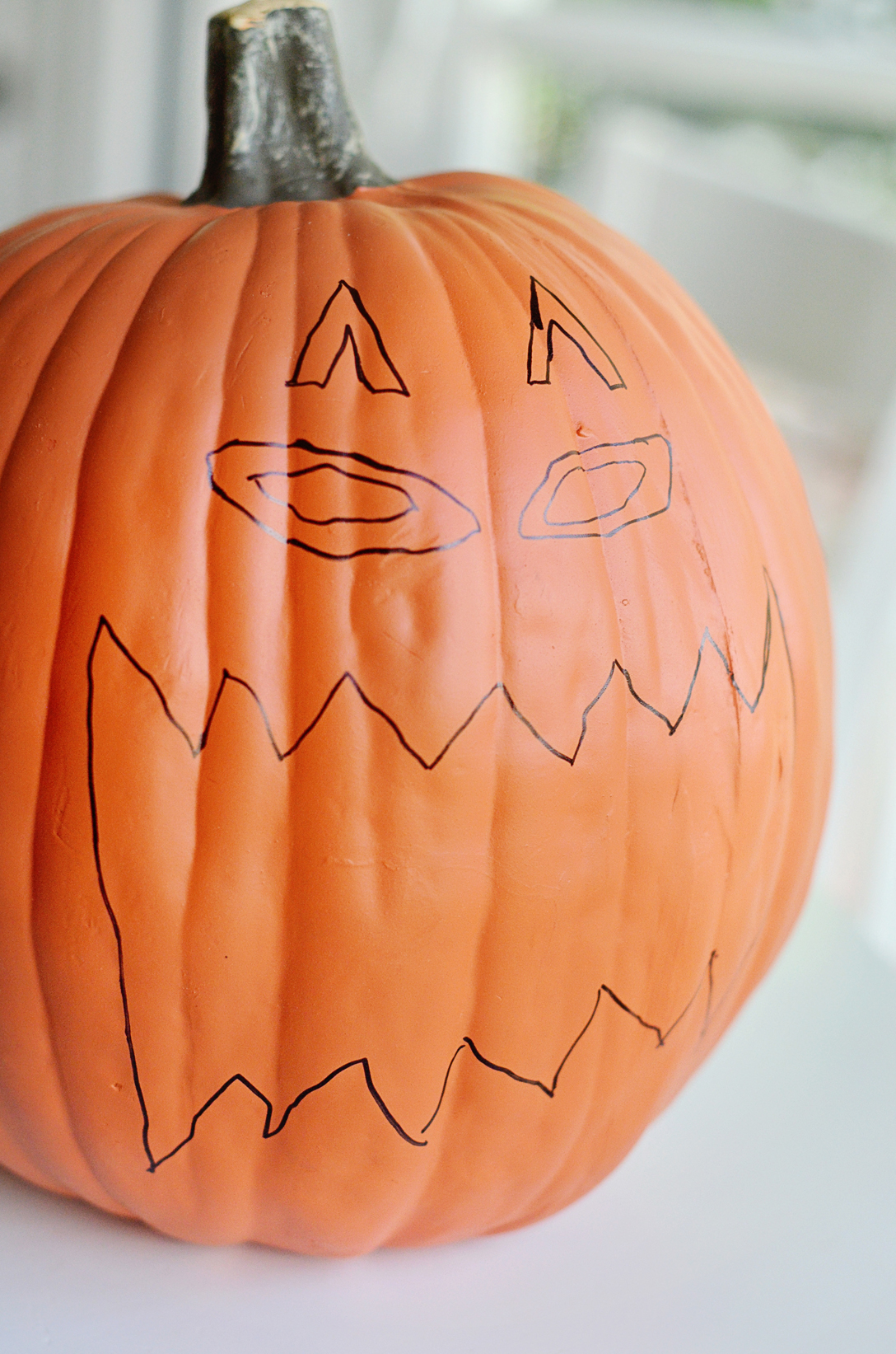 DIY Jack-O-Lantern Candy Holder