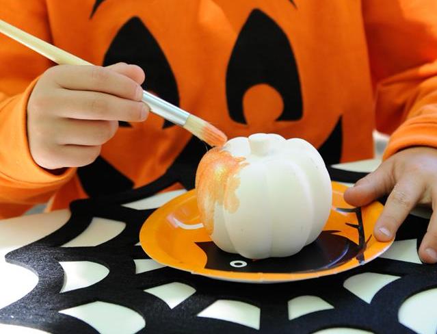 Kids Pumpkin Painting Party