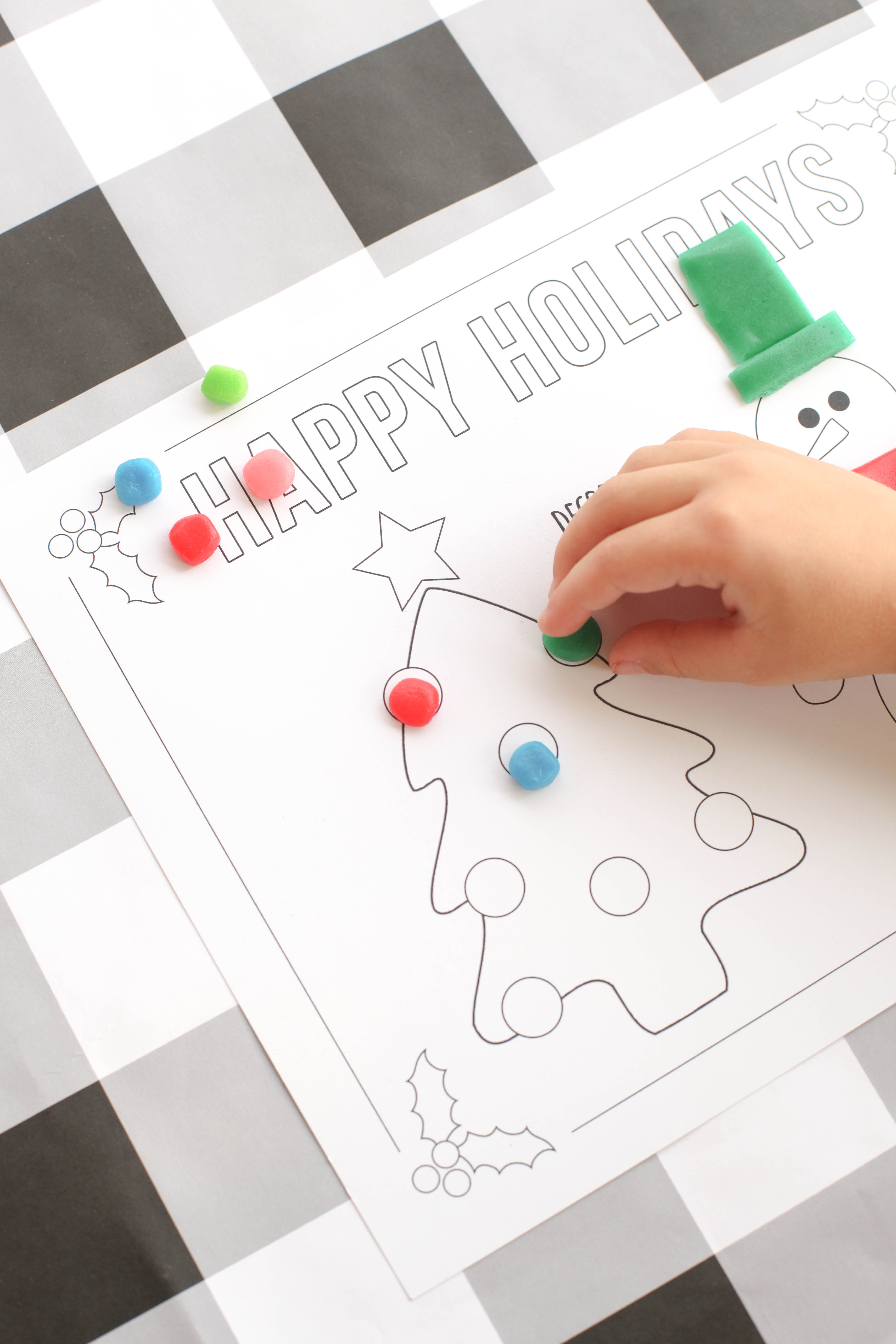 A Holiday Printable Placemat Ready For Your Kids To Decorate - Project 