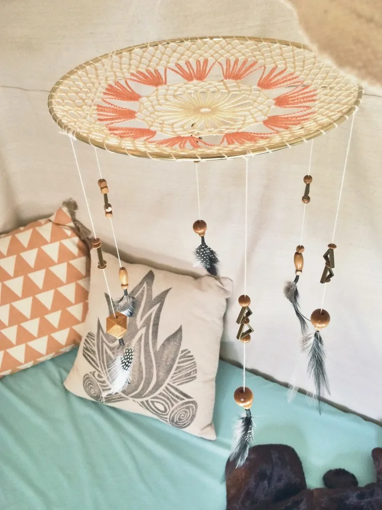 Kids Tent with Dreamcatcher Mobile - Project Nursery