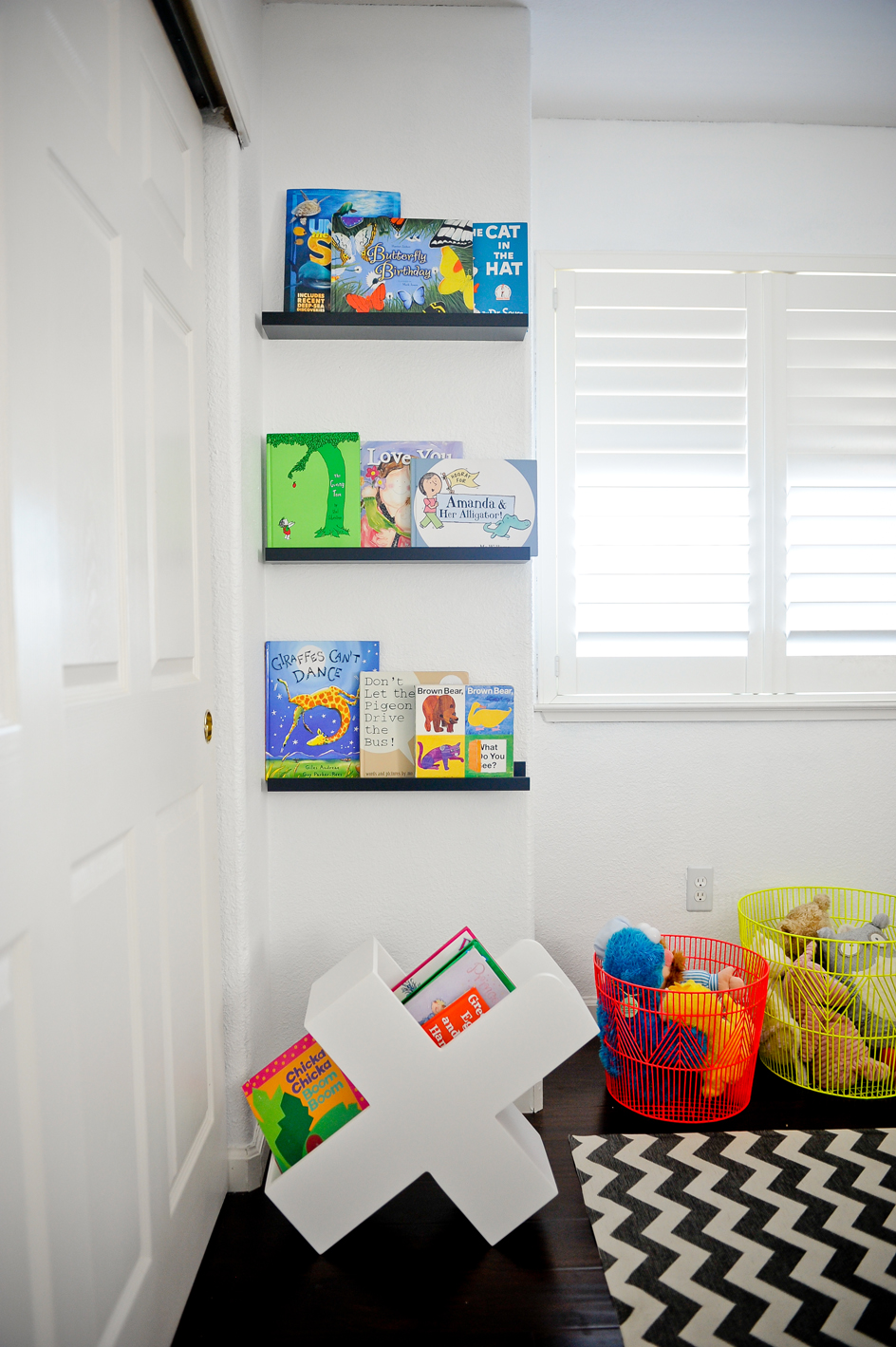 Playroom Book Storage - Project Nursery