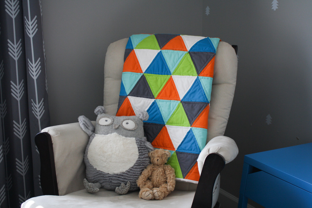 Colorful Triangle Baby Quilt - Project Nursery