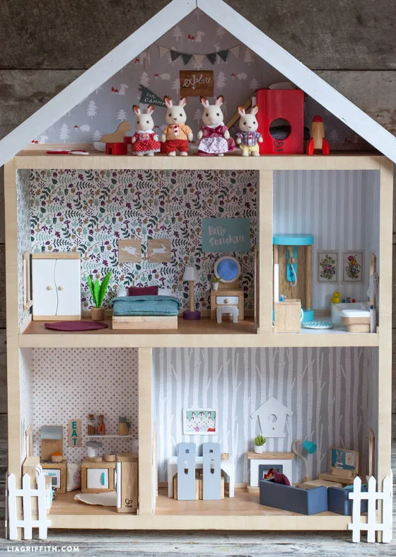 DIY Dollhouse Decor