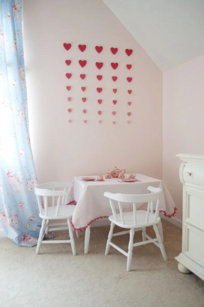 3D Ombre Heart Wall Art Installment