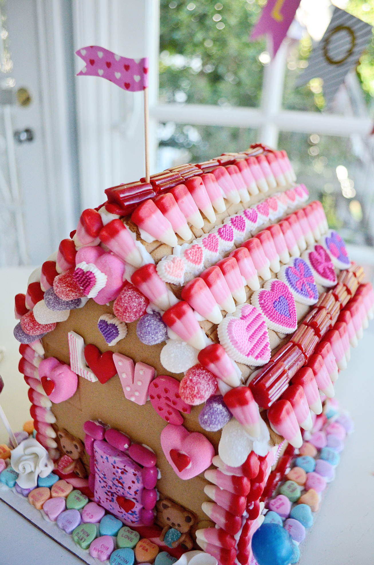 DIY Gingerbread Love Shack