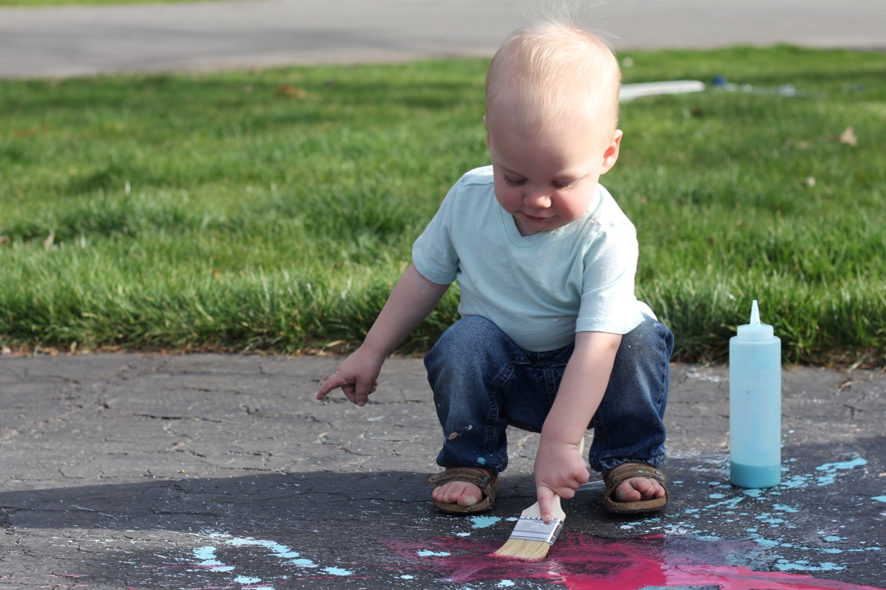 DIY Sidewalk Chalk Paint - Project Nursery