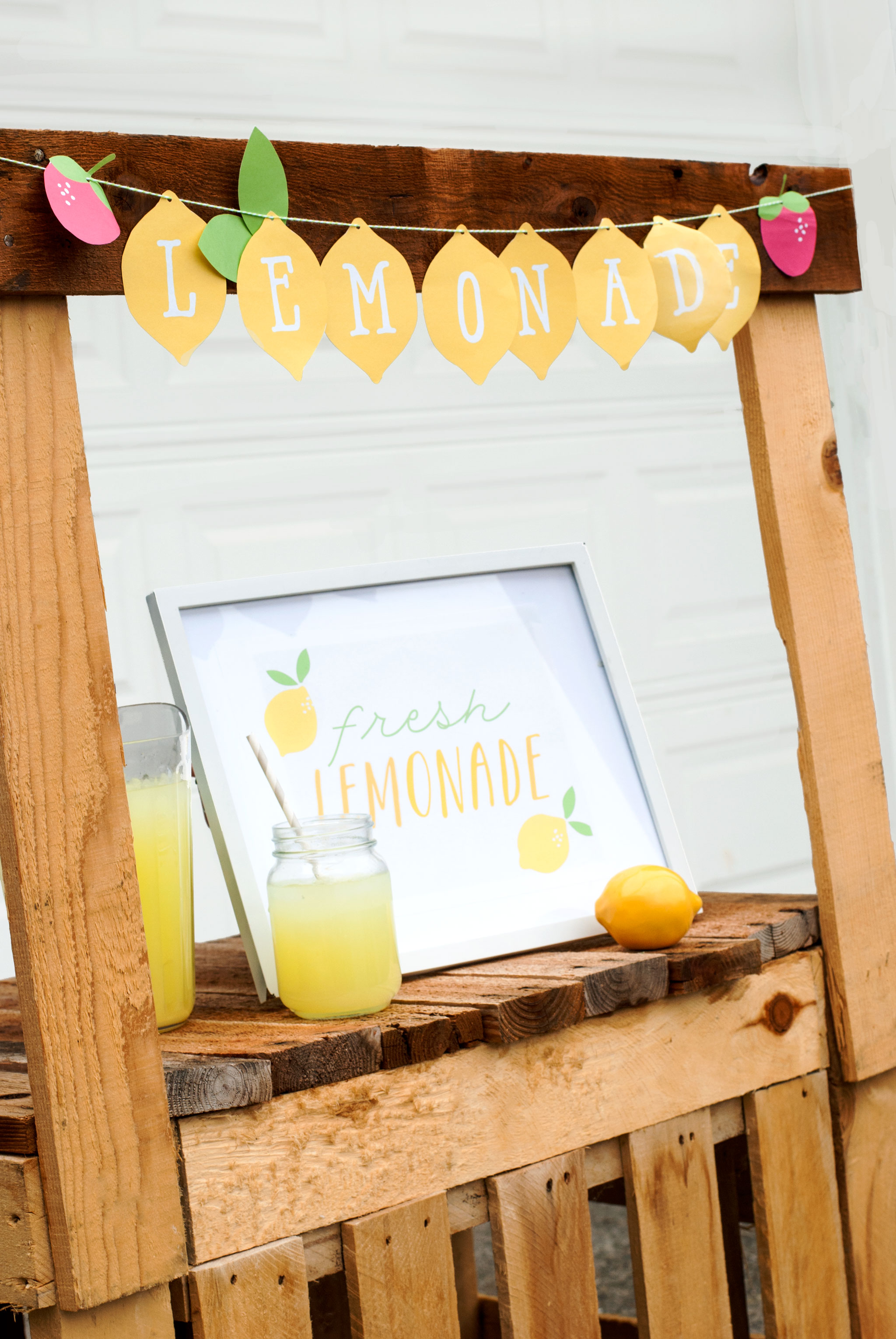 Lemonade Printables We Have 4 Cute Lemonade Stand Signs!