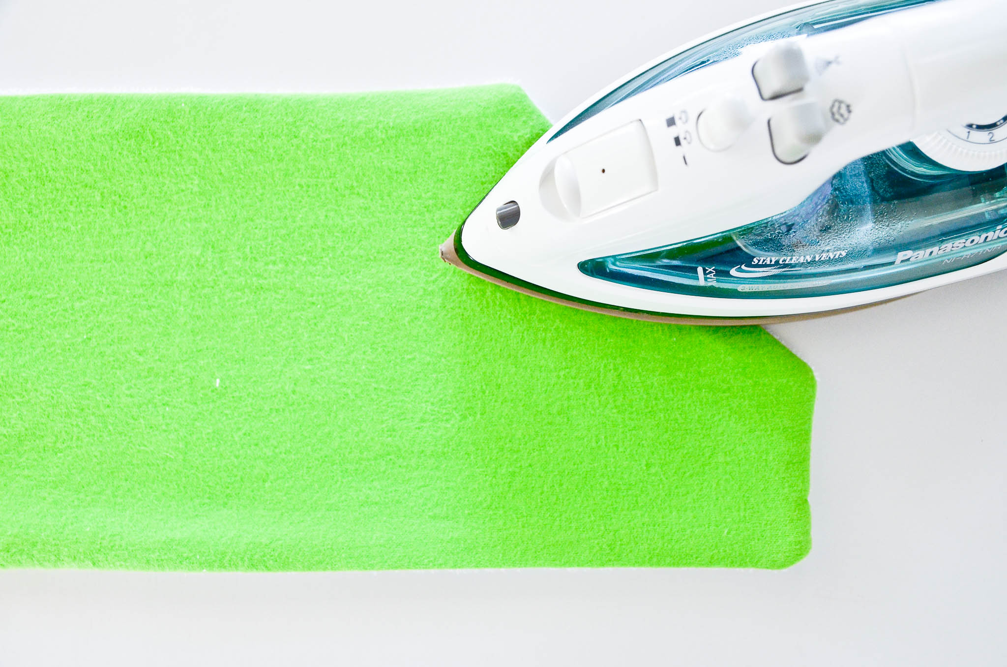 How to Sew a Better Burp Cloth - Project Nursery