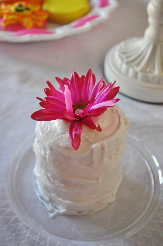 Smash Cake with Flower