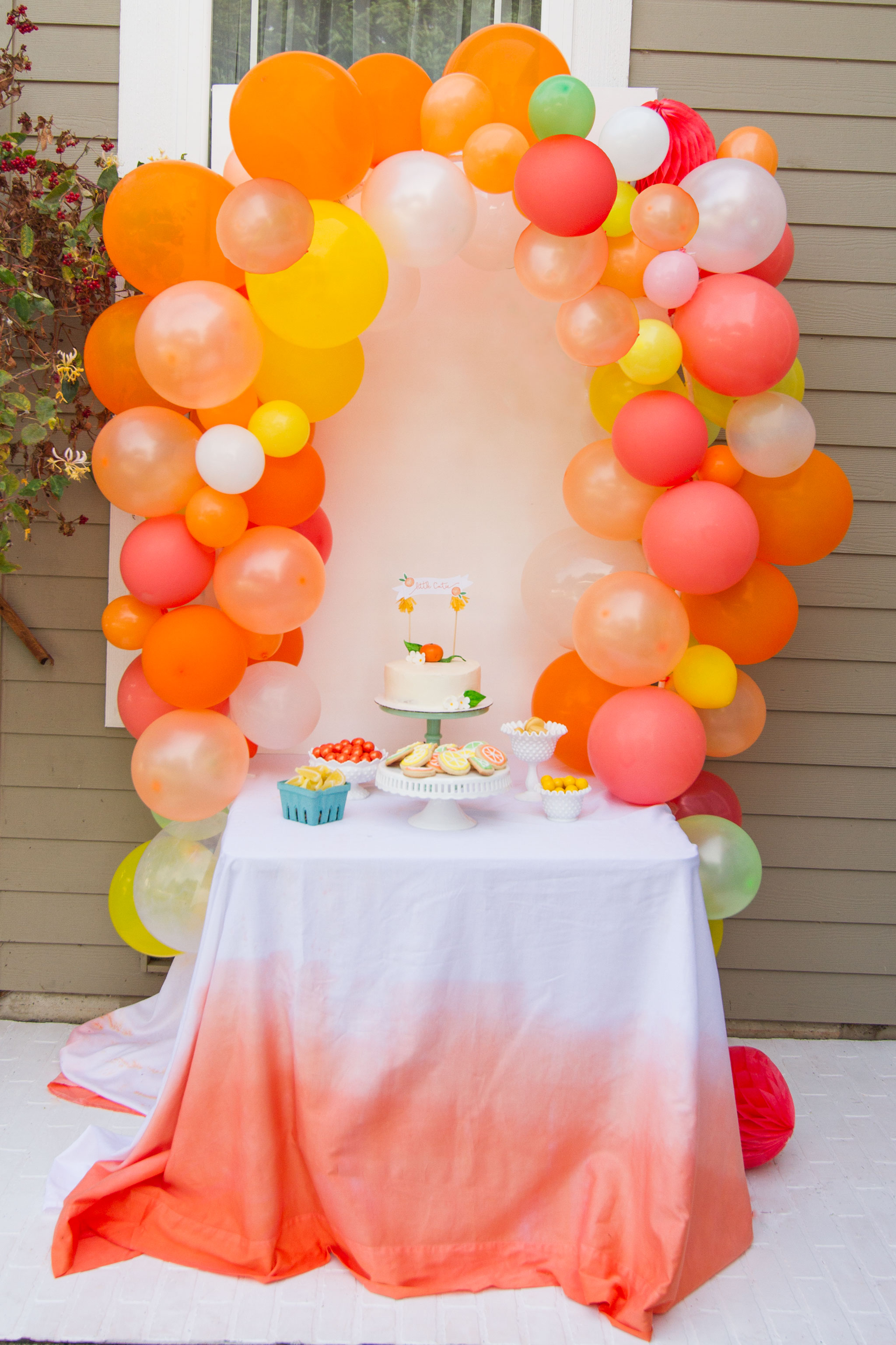 summertime-gender-neutral-baby-shower-themes-janina-lifeisbeautiful