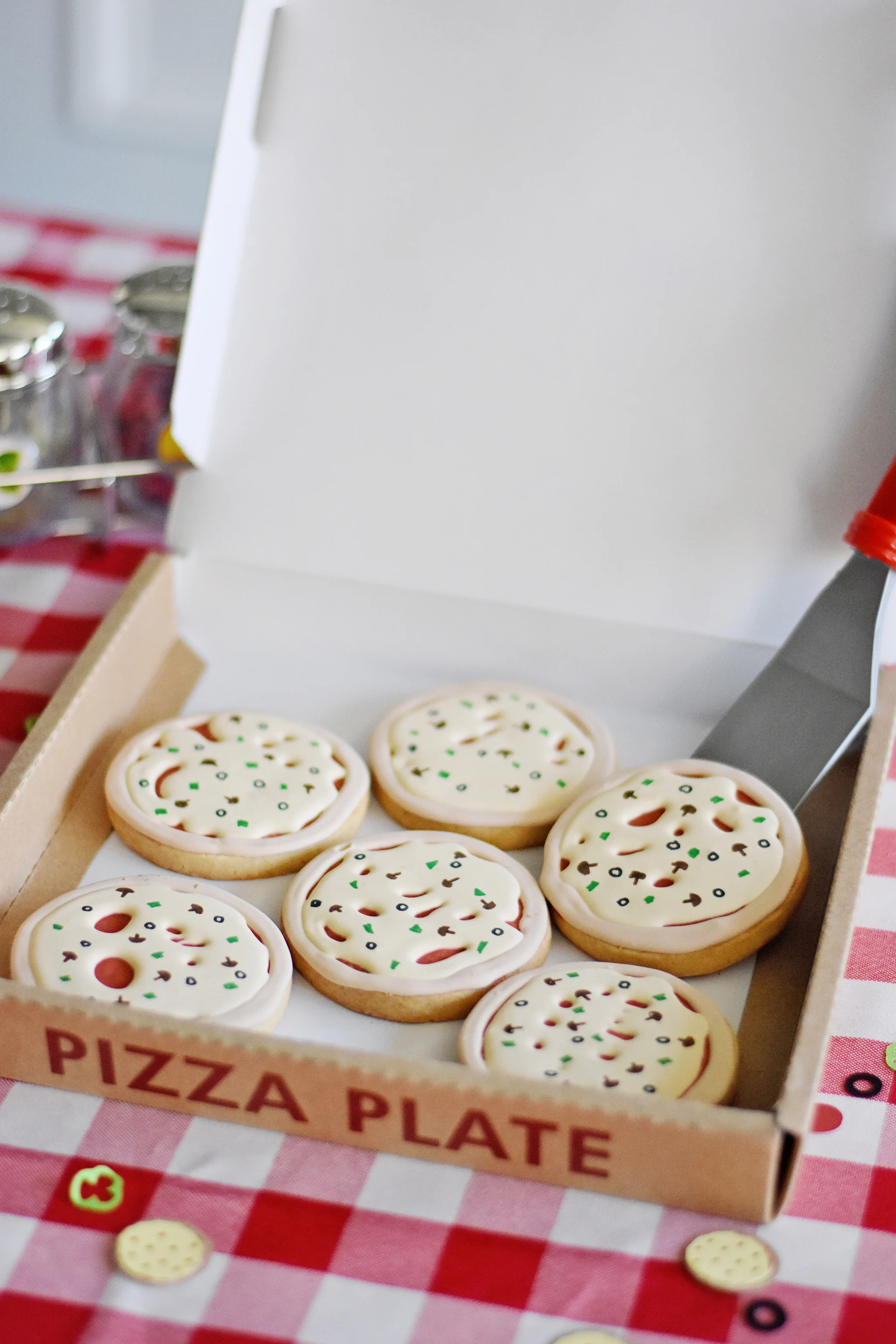 Pizza Party Favors