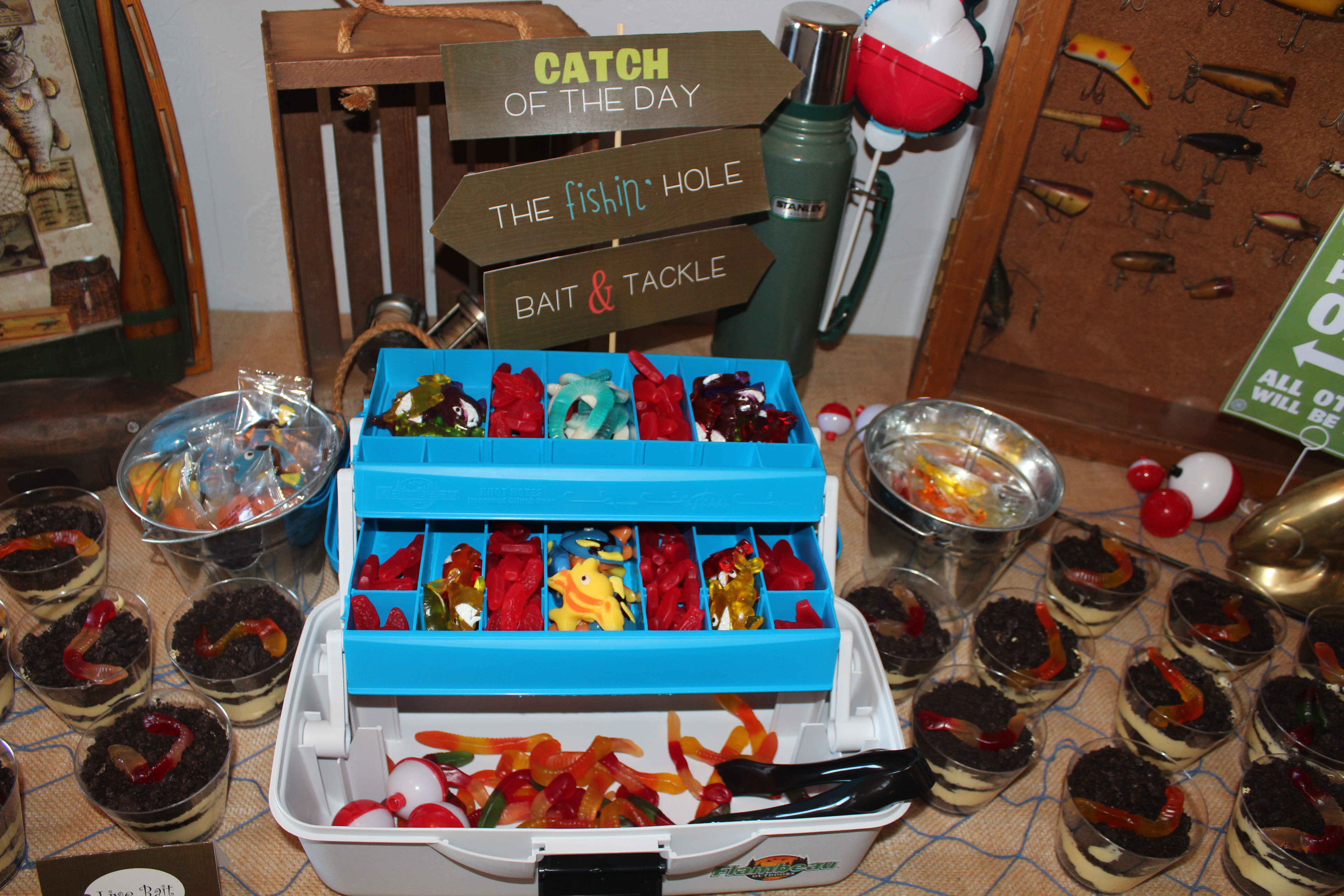 Tackle Box Party Favor (for a Fishing Party)  Fishing party, Party favors,  Bait and tackle