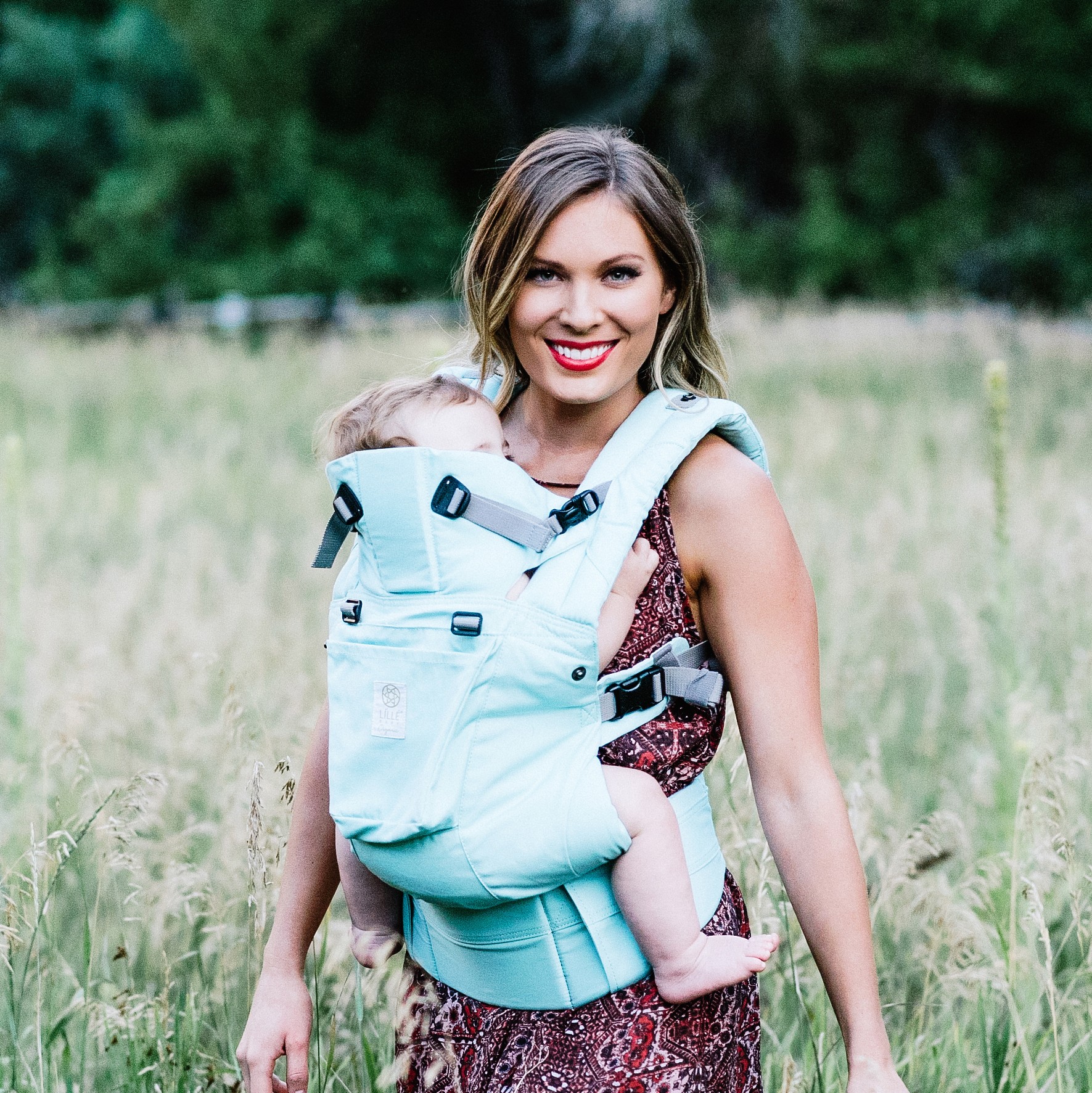 LÍLLÉbaby's Organic COMPLETE Carrier - Sea Glass