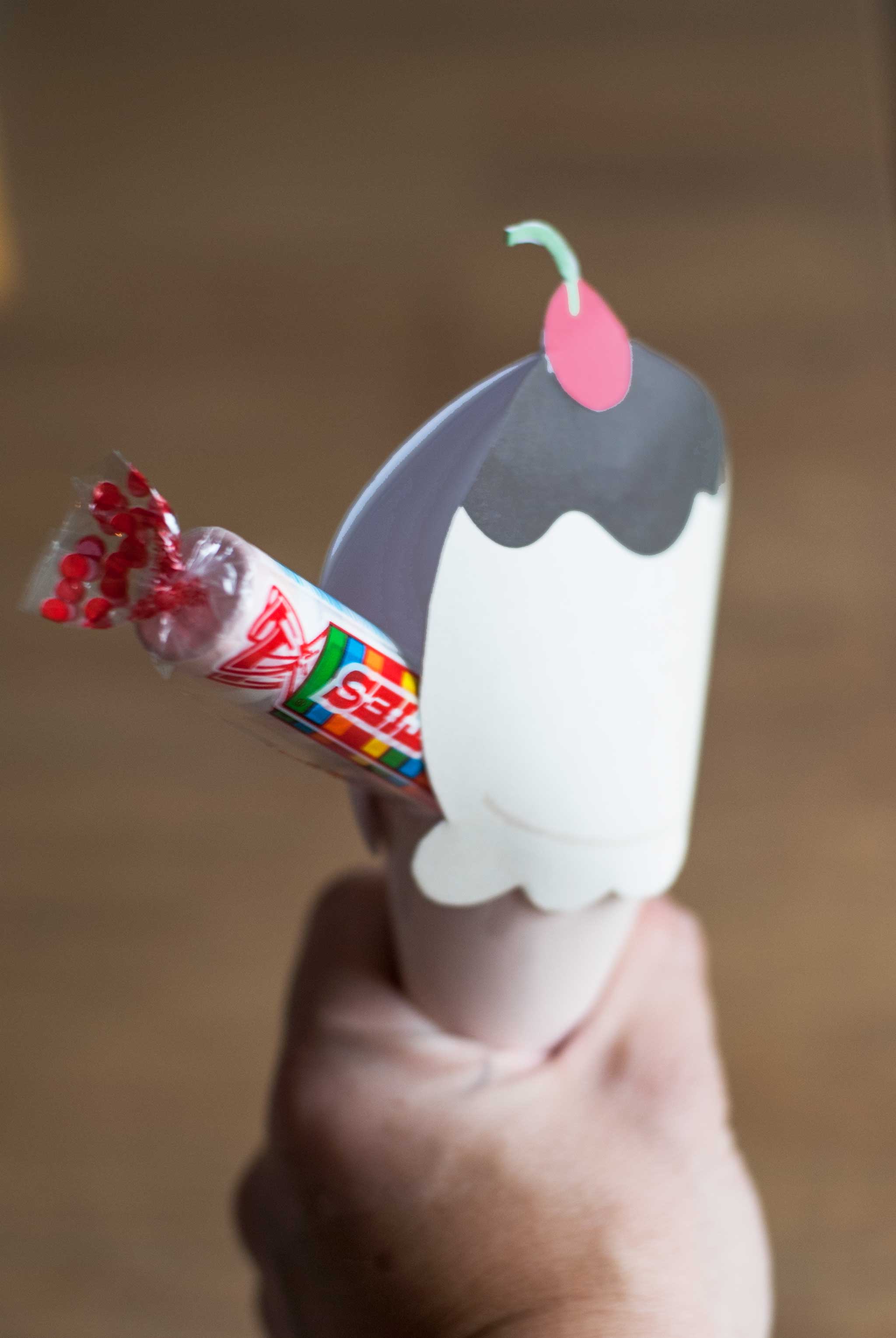 DIY Ice Cream Cone Favor Box