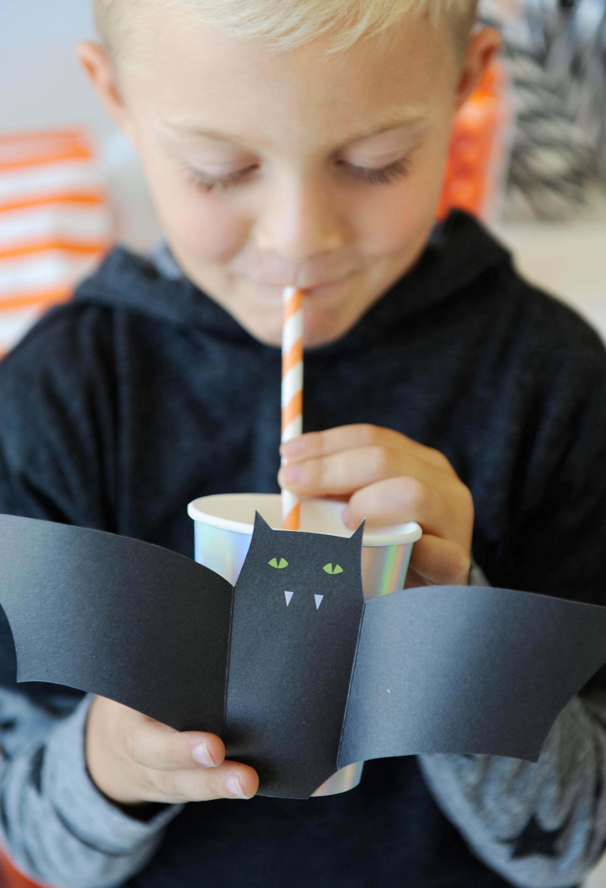 Kids Halloween Party - Bat Cup