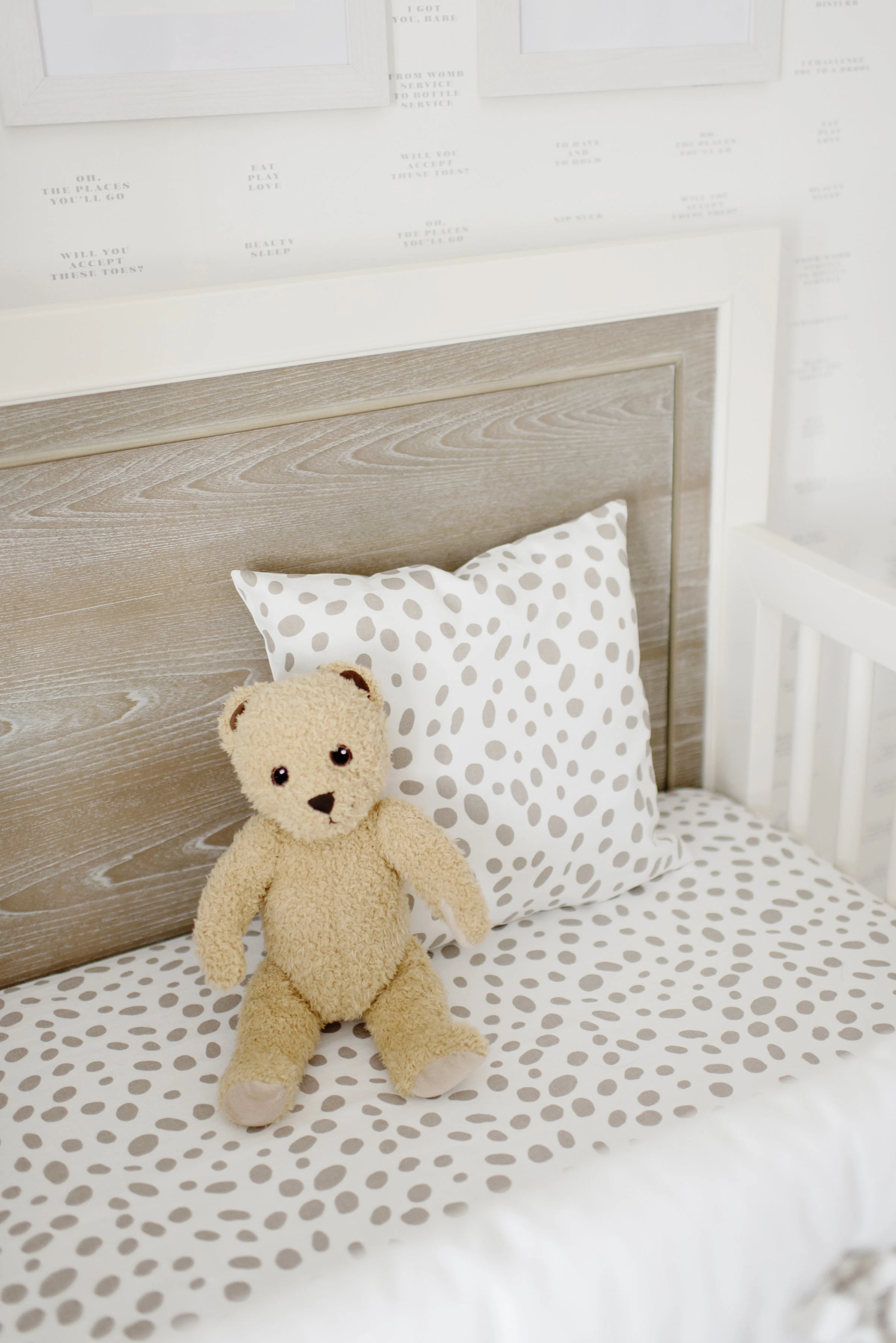 Neutral Spotted Crib Bedding