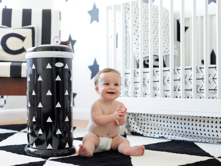 Ubbi Black and White Nursery