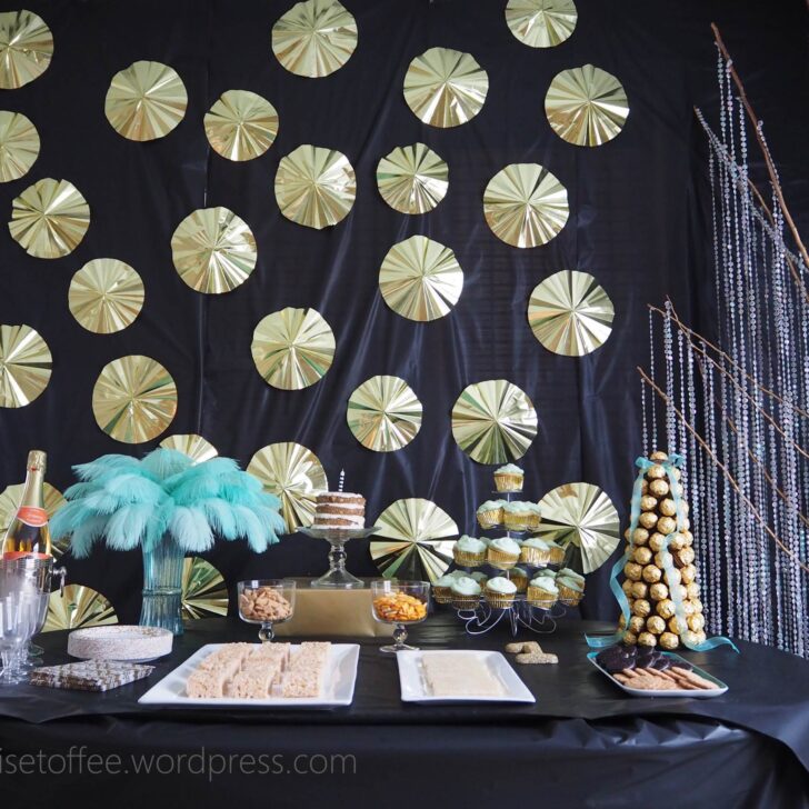 Great gatsby party. Sweet bar. www.createdbyxti.com  Gatsby birthday party,  Gatsby party decorations, Great gatsby themed party