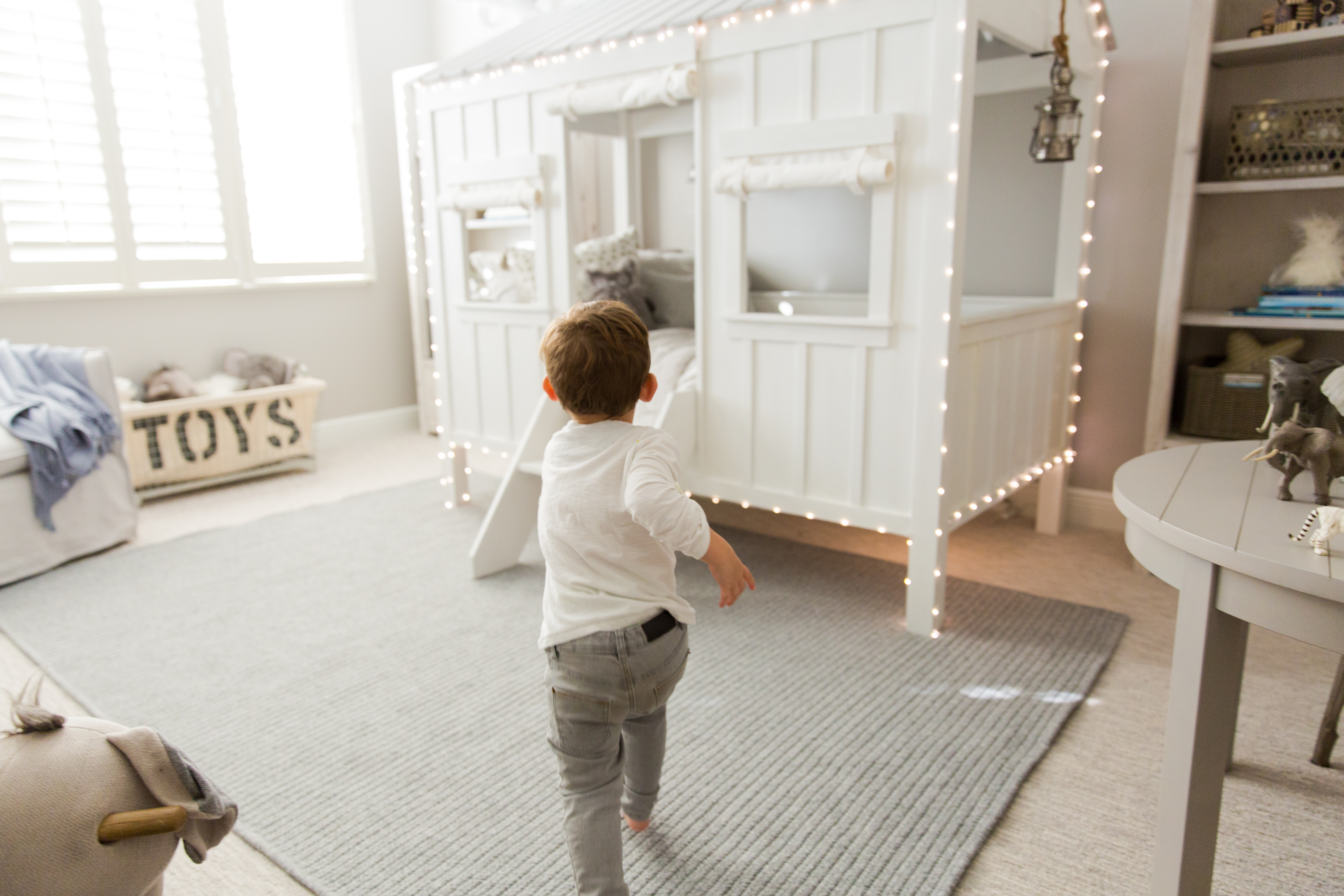 childrens white cabin bed