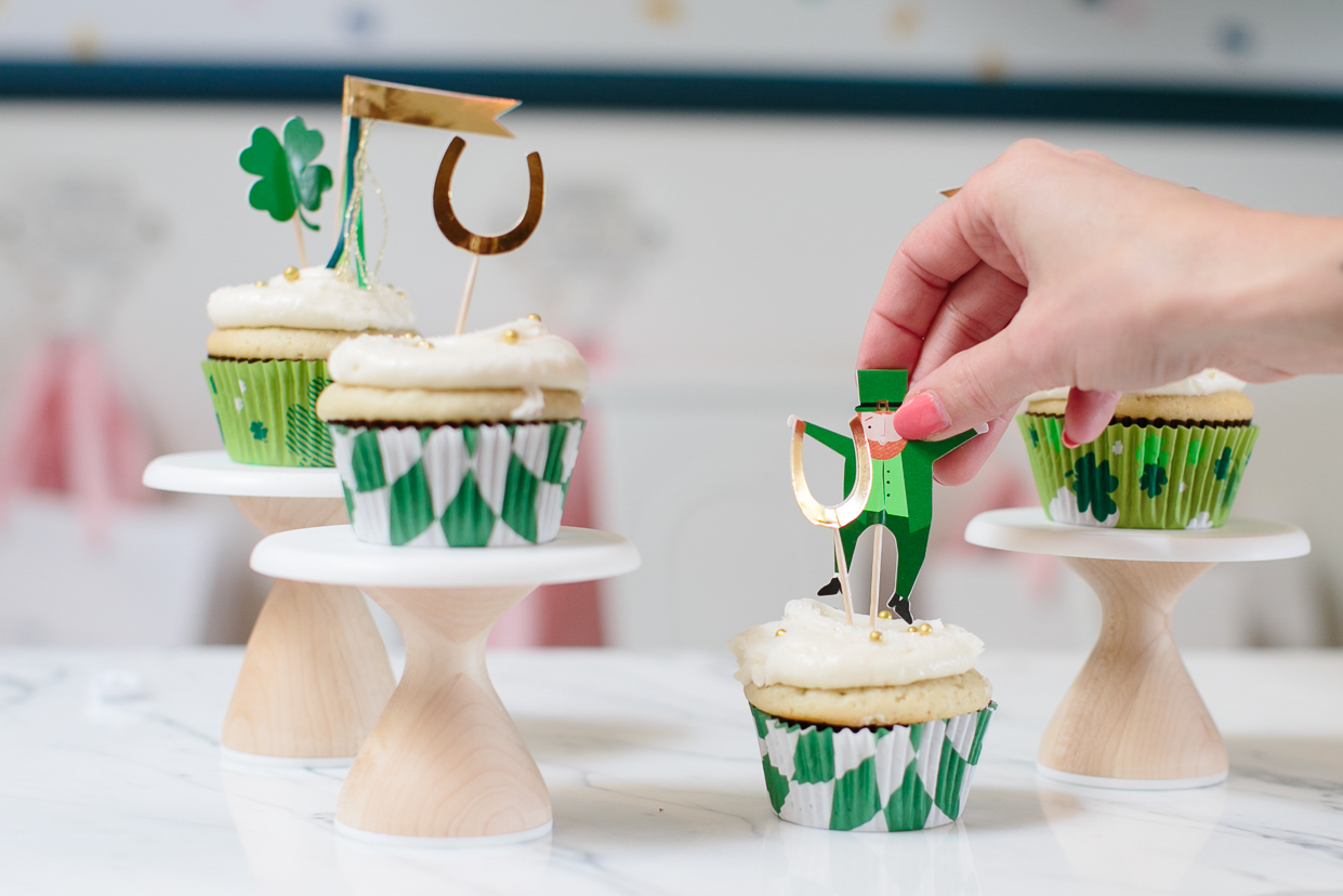 St. Patrick's Day Cupcake Kit