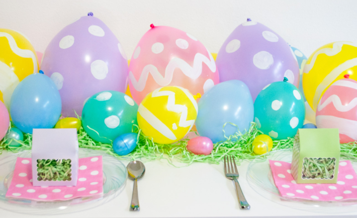 DIY Easter Egg Balloon Table Runner