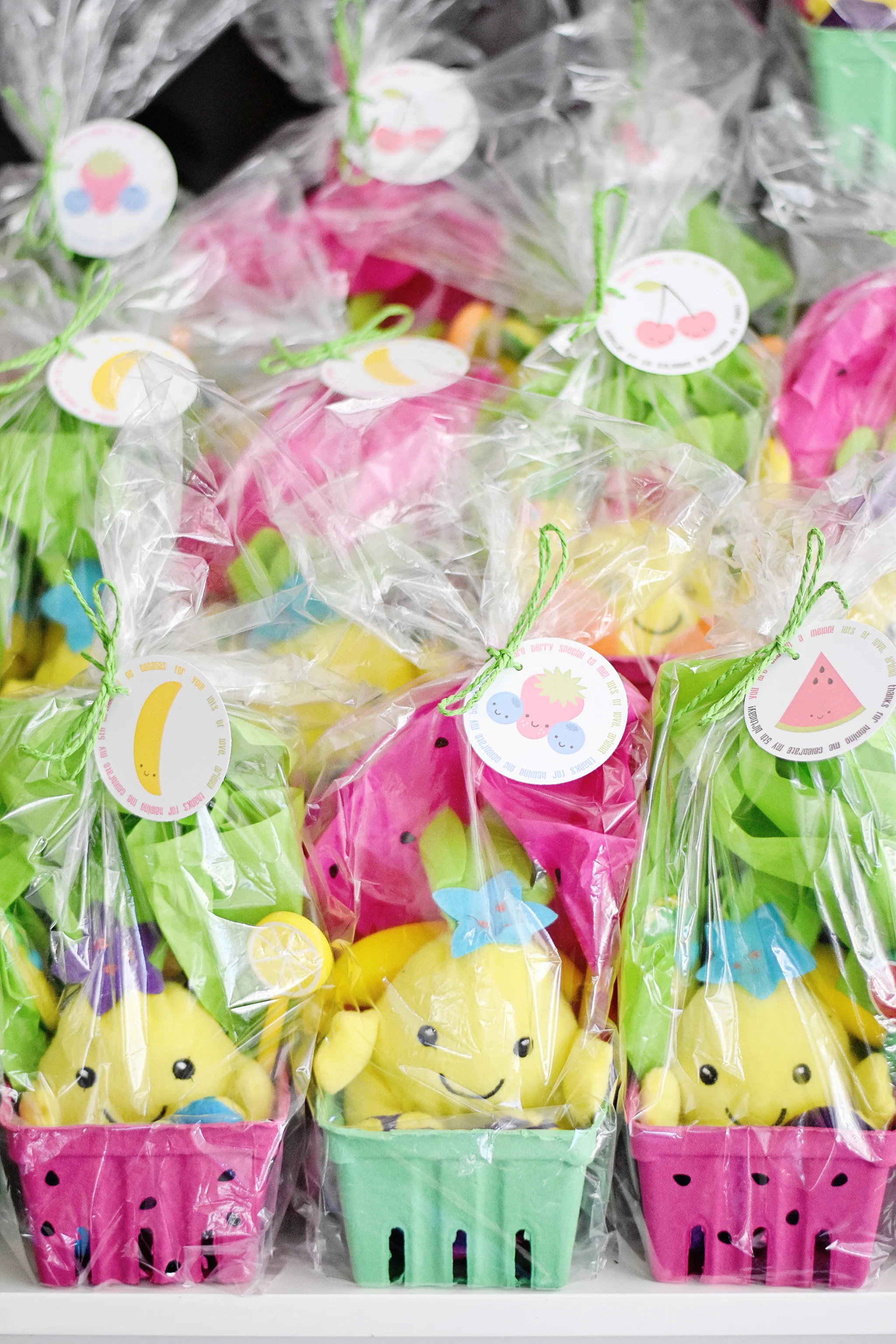 Pineapple Party Favors and Printable Gift Tags - Project Nursery