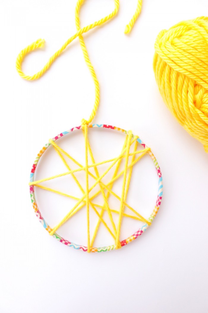 DIY Dreamcatcher Kid Project