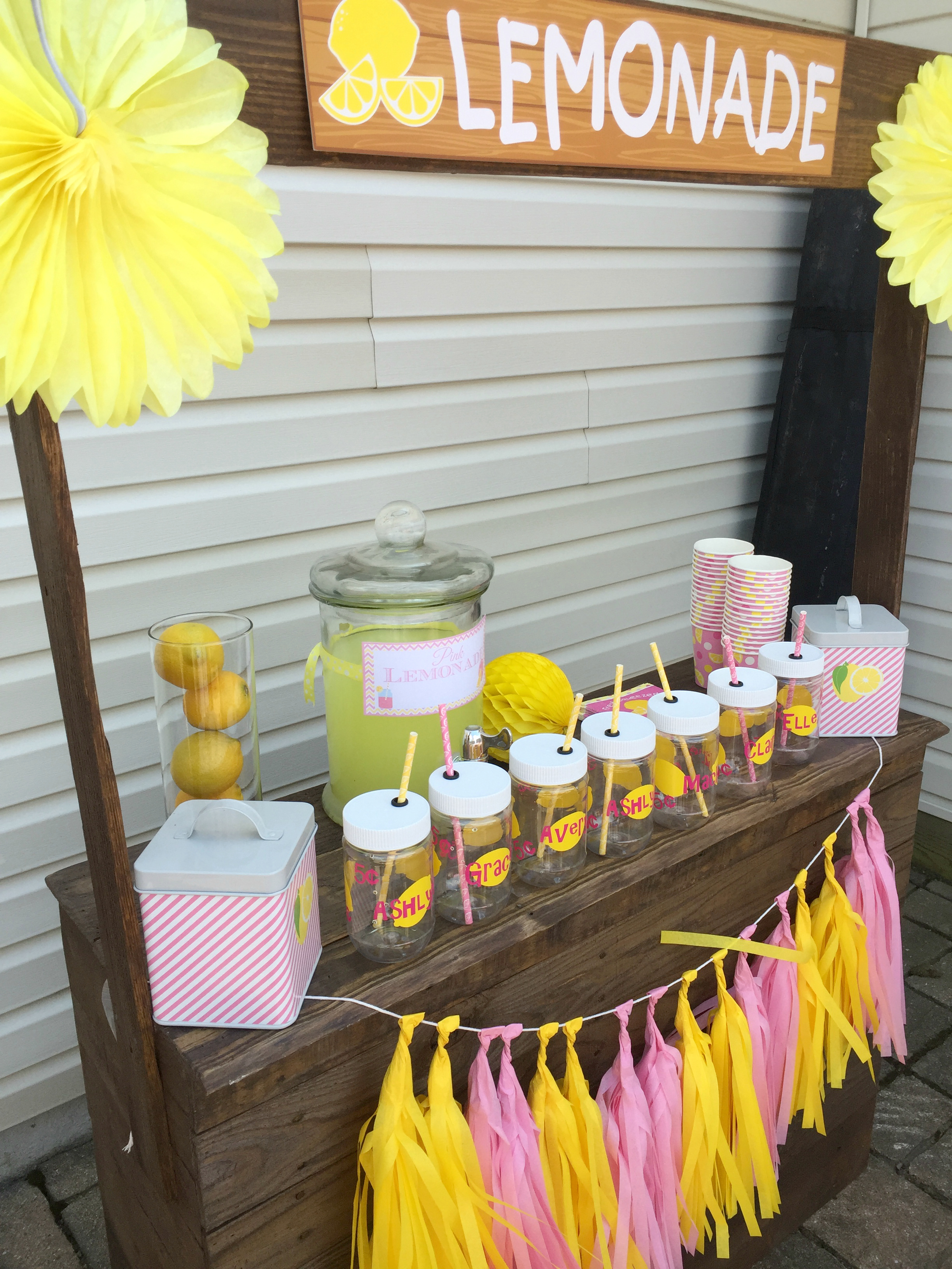 Lemonade Party - Celebrateindetail.com