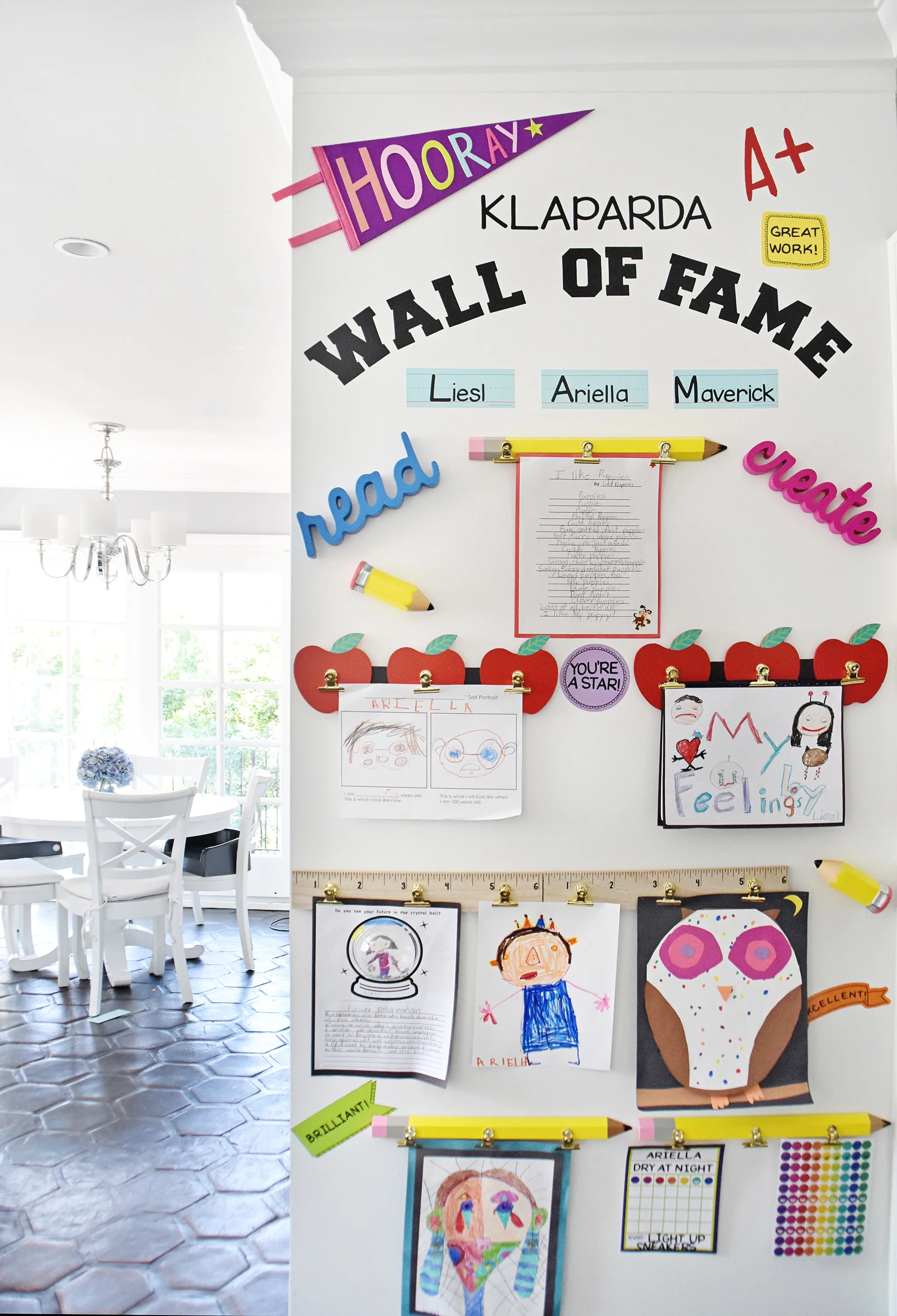 A $37 Kids Artwork "Wall of Fame!"