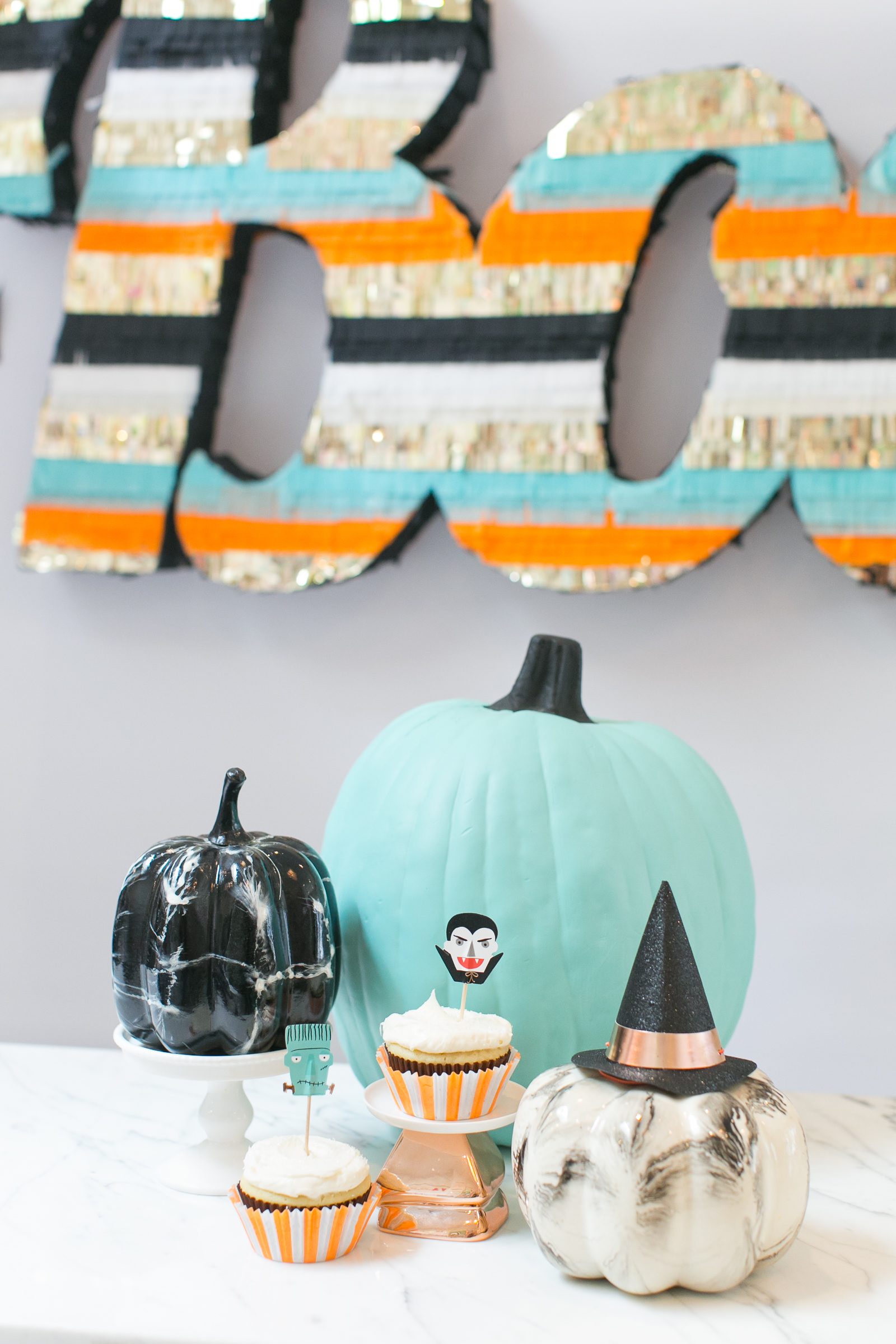 How to Craft a Boo-tiful Halloween Photo Backdrop - Project Nursery