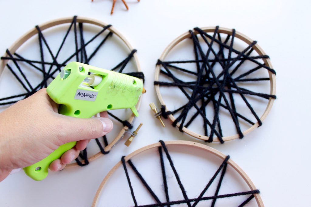 This May Be The Cutest Diy Spider Web Craft You've Ever Seen - Project 