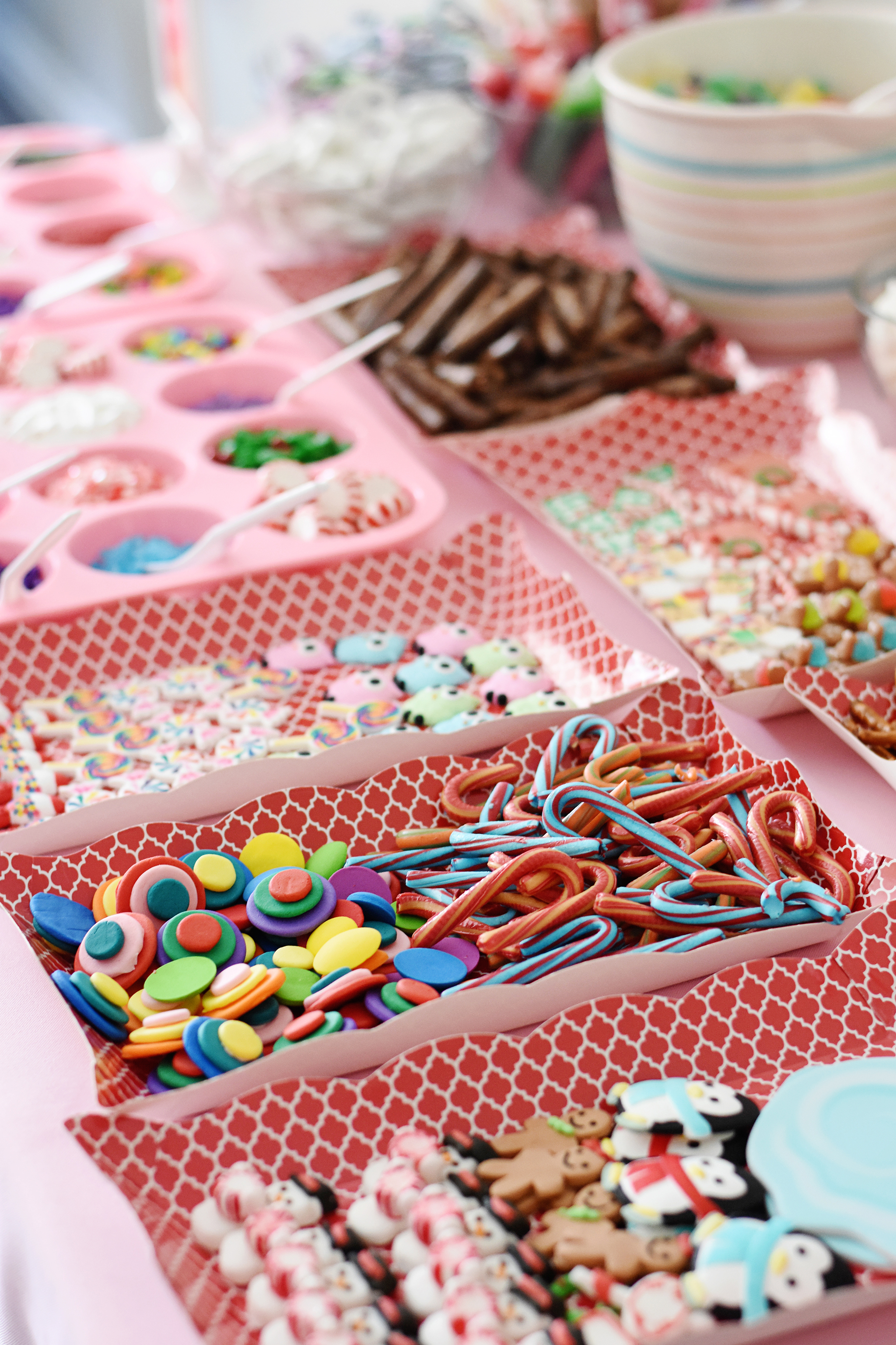Having a wide variety of toppings makes the party extra sweet!