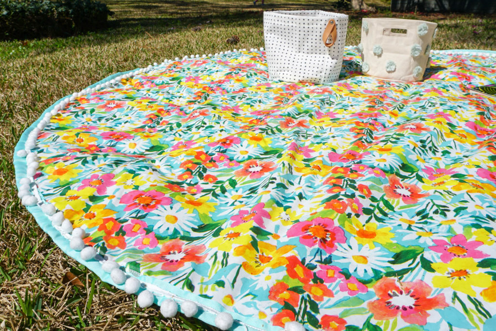 DIY Outdoor Playmat Tutorial - Project Nursery