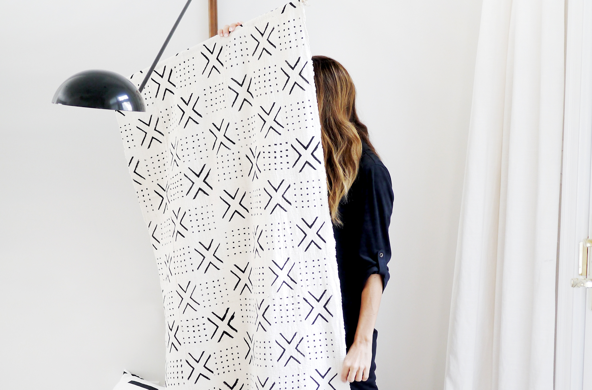 Turn Any Fabric Into A Modern Wall Hanging Project Nursery   Room Featureimage 