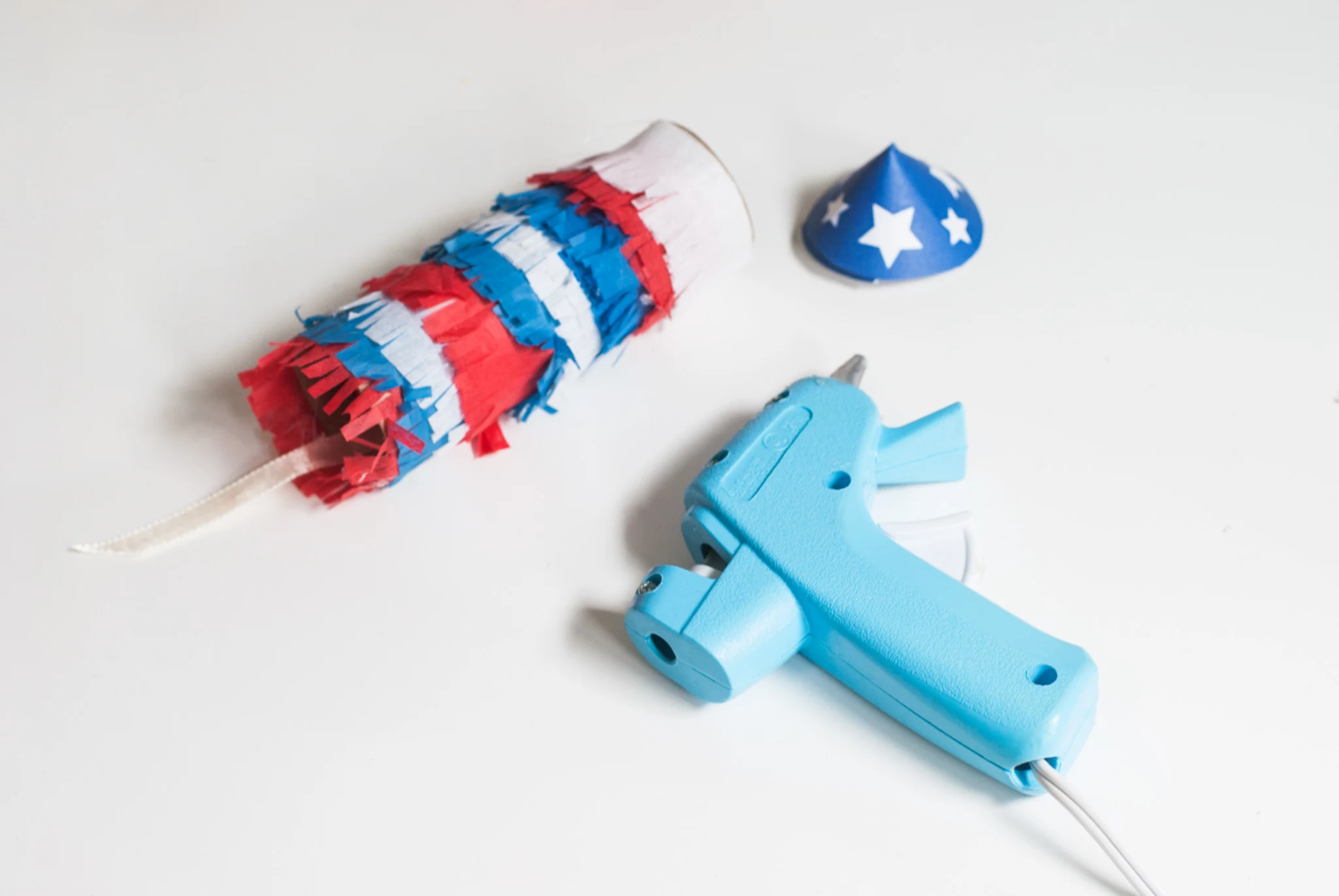DIY Mini Pull String Rocket Piñatas