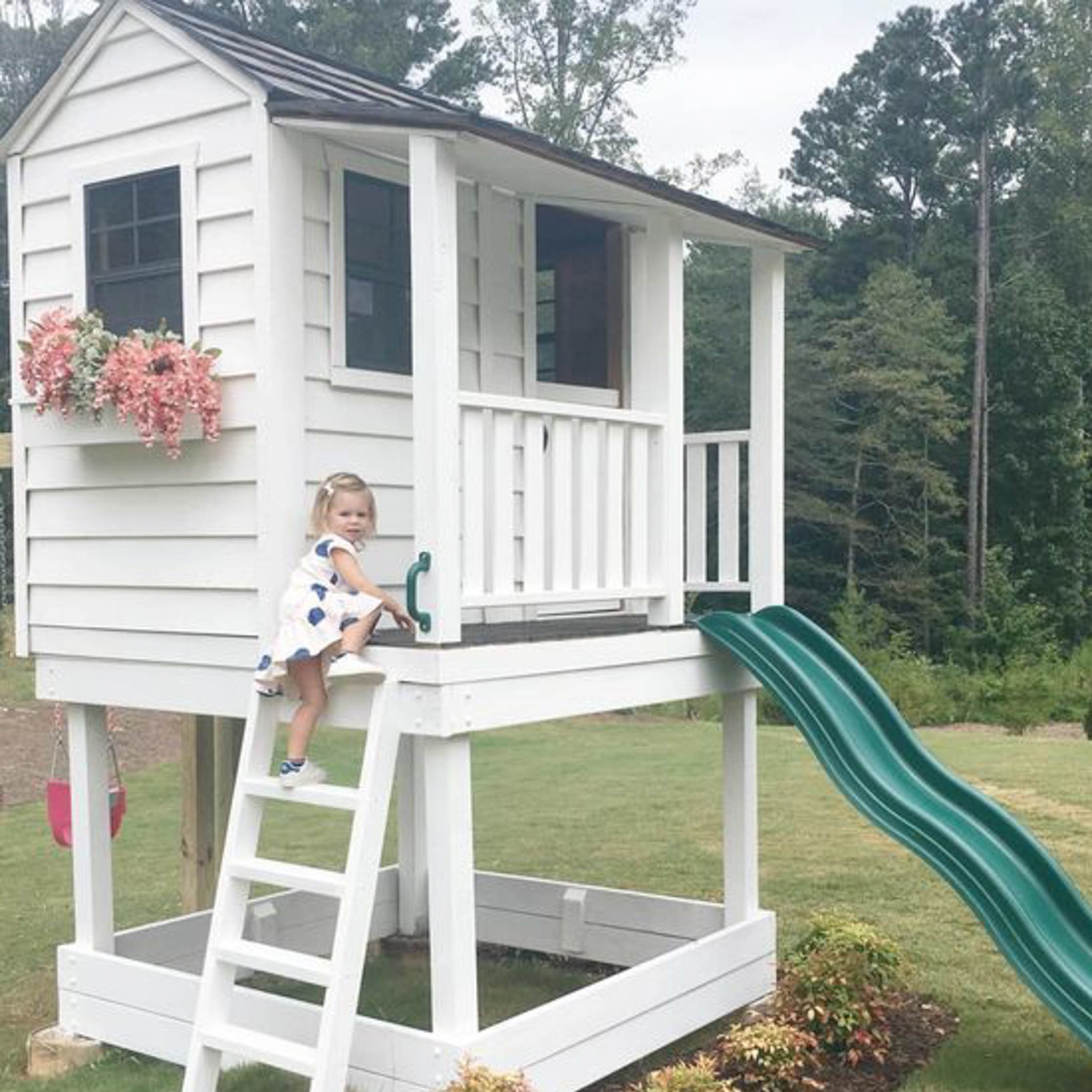 8 Playhouses So Amazing You'll Want to Move In