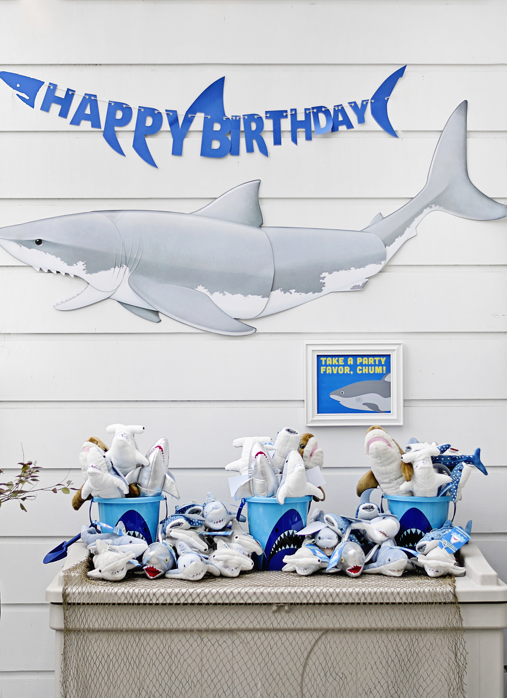 shark party favors