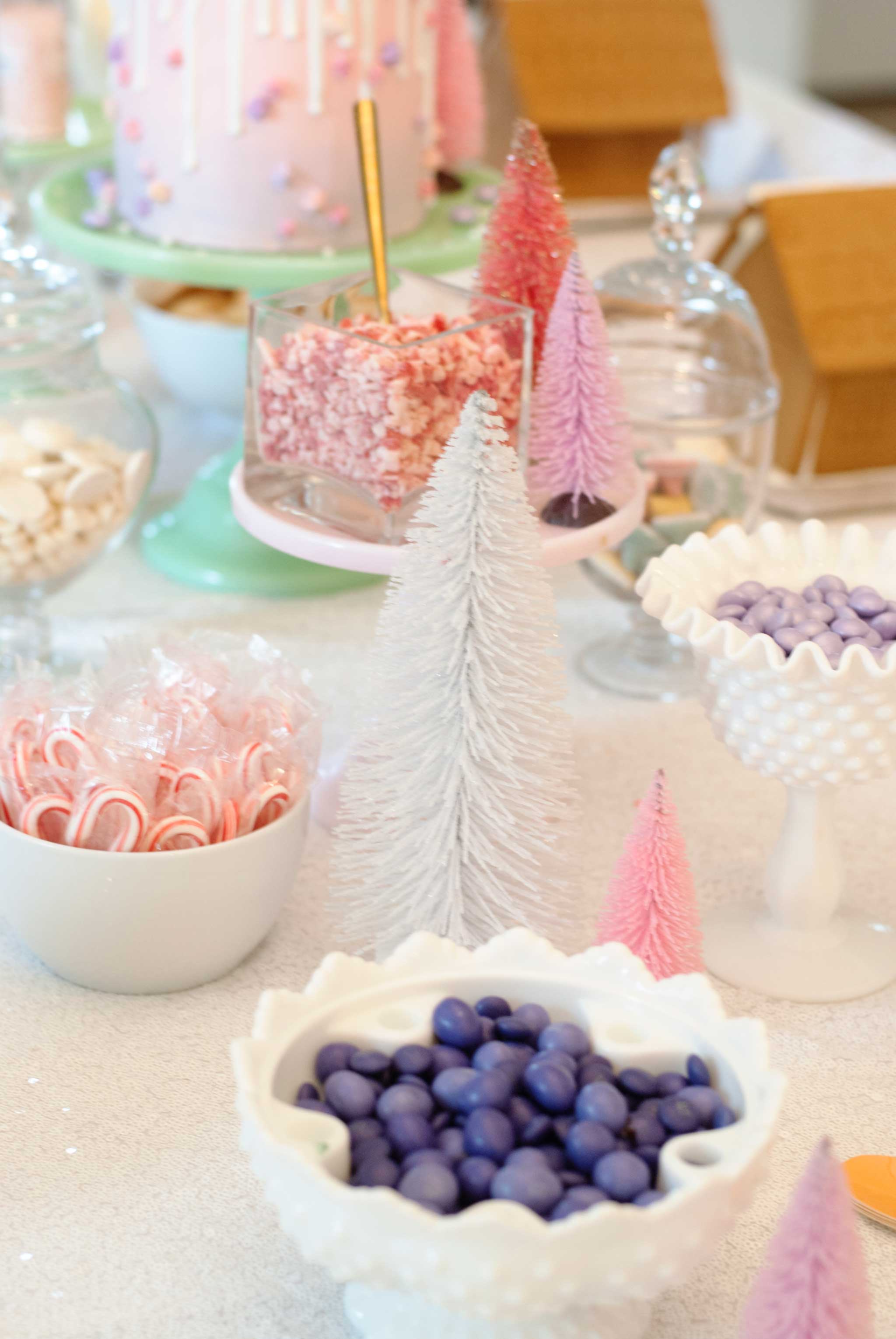 Gingerbread House Decorating Ideas