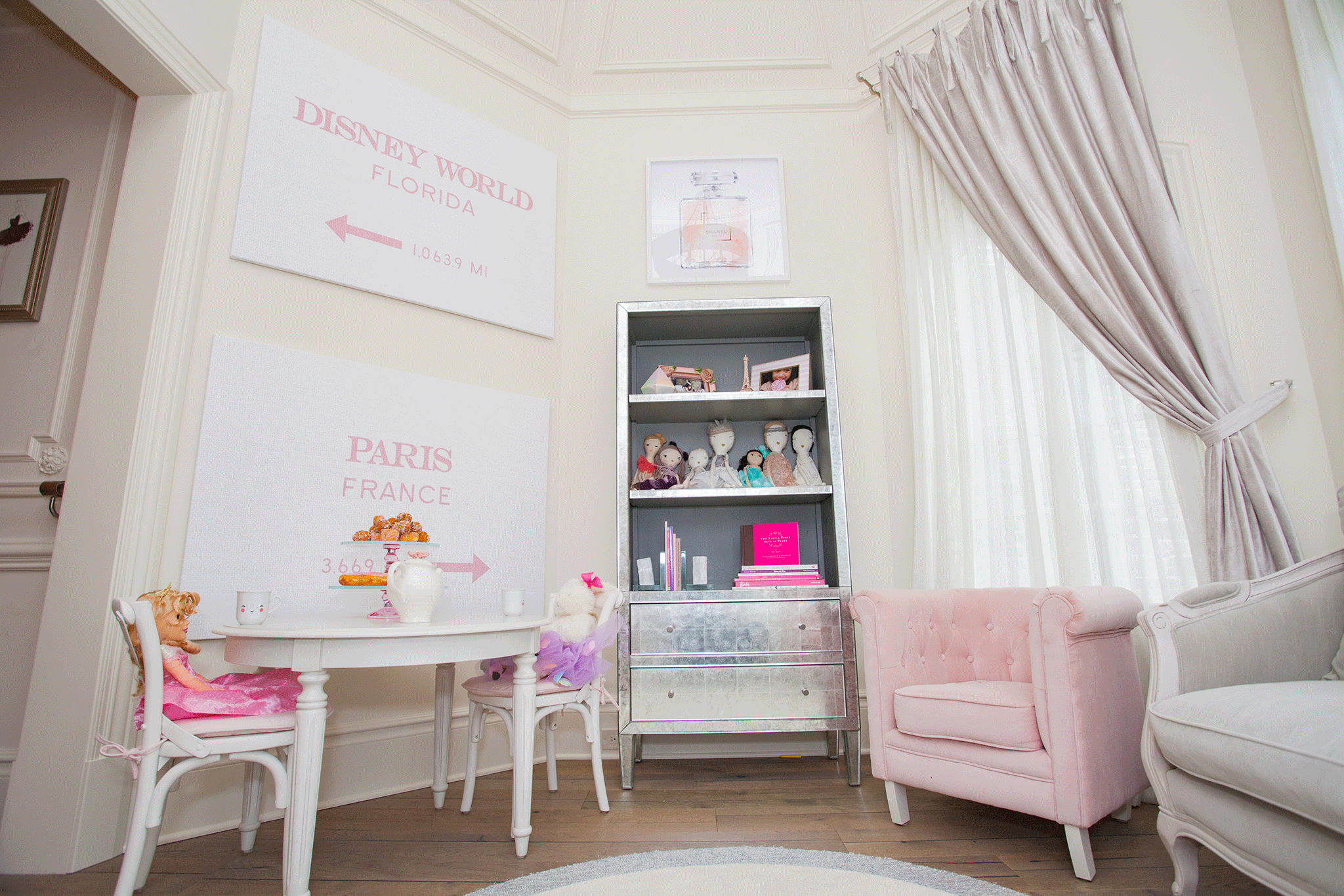 Luxurious Girl's Room Play and Seating Area