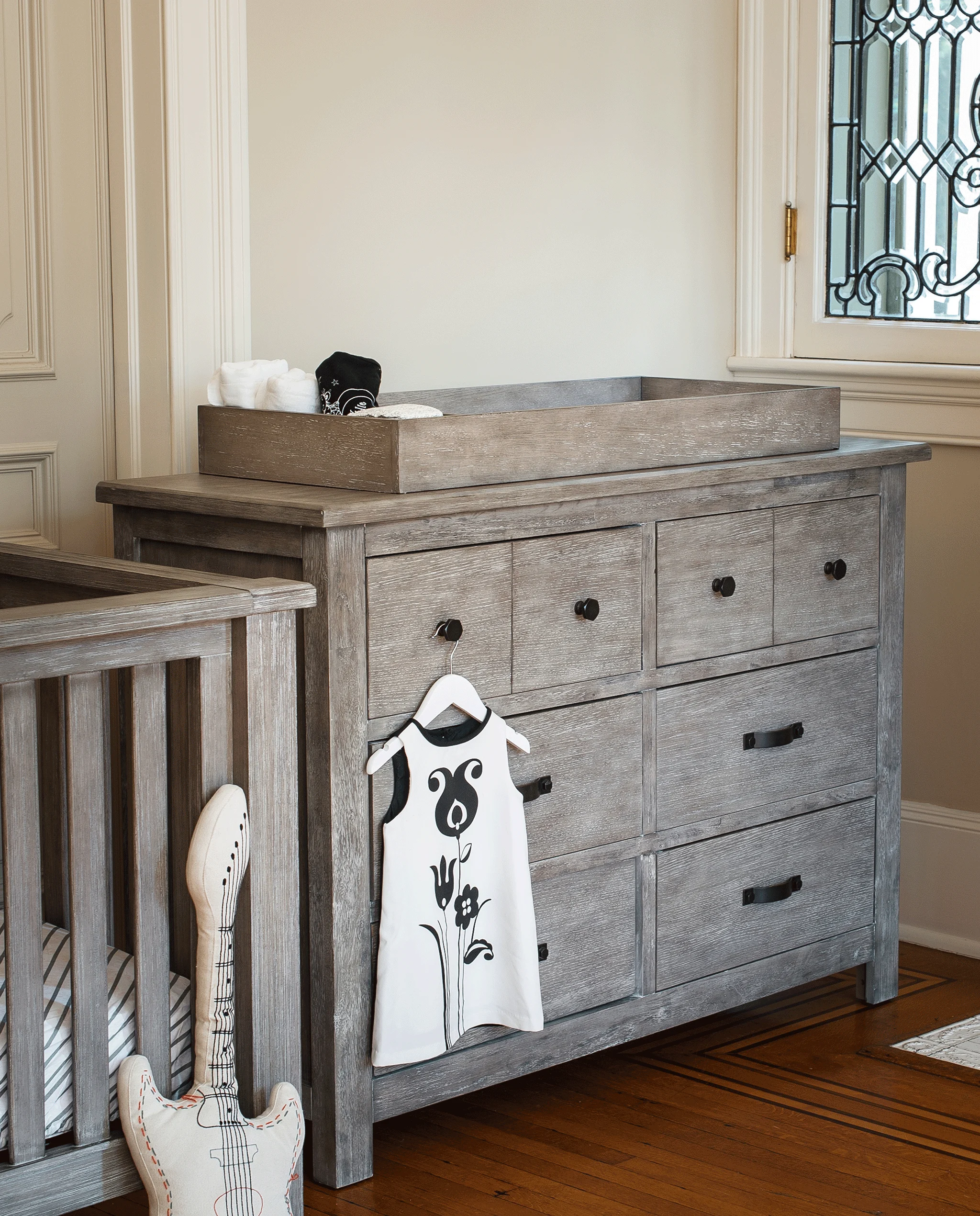 Relic 6 Drawer Dresser with Changer Topper